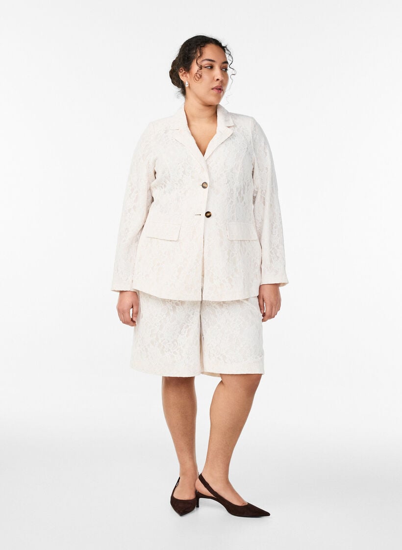 Bermuda shorts van kant met hoge taille, Vanille, Model image number 0