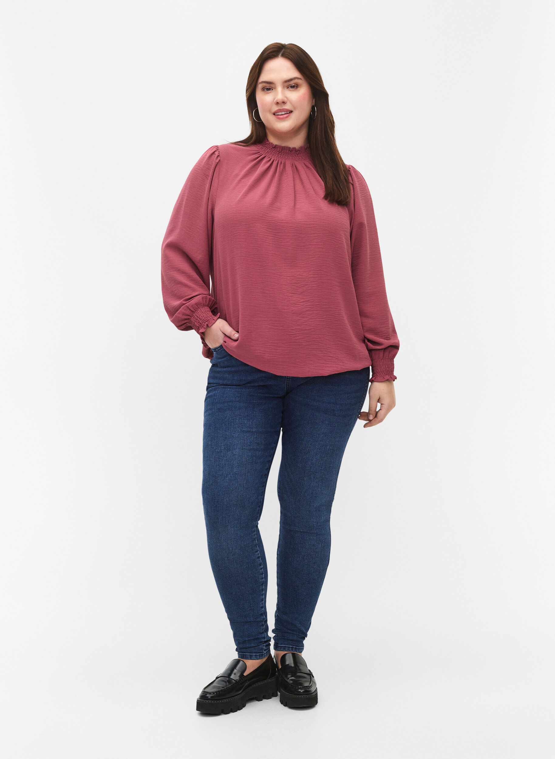 Zizzi Effen smok blouse met lange mouwen, Dry Rose, Model image number 2