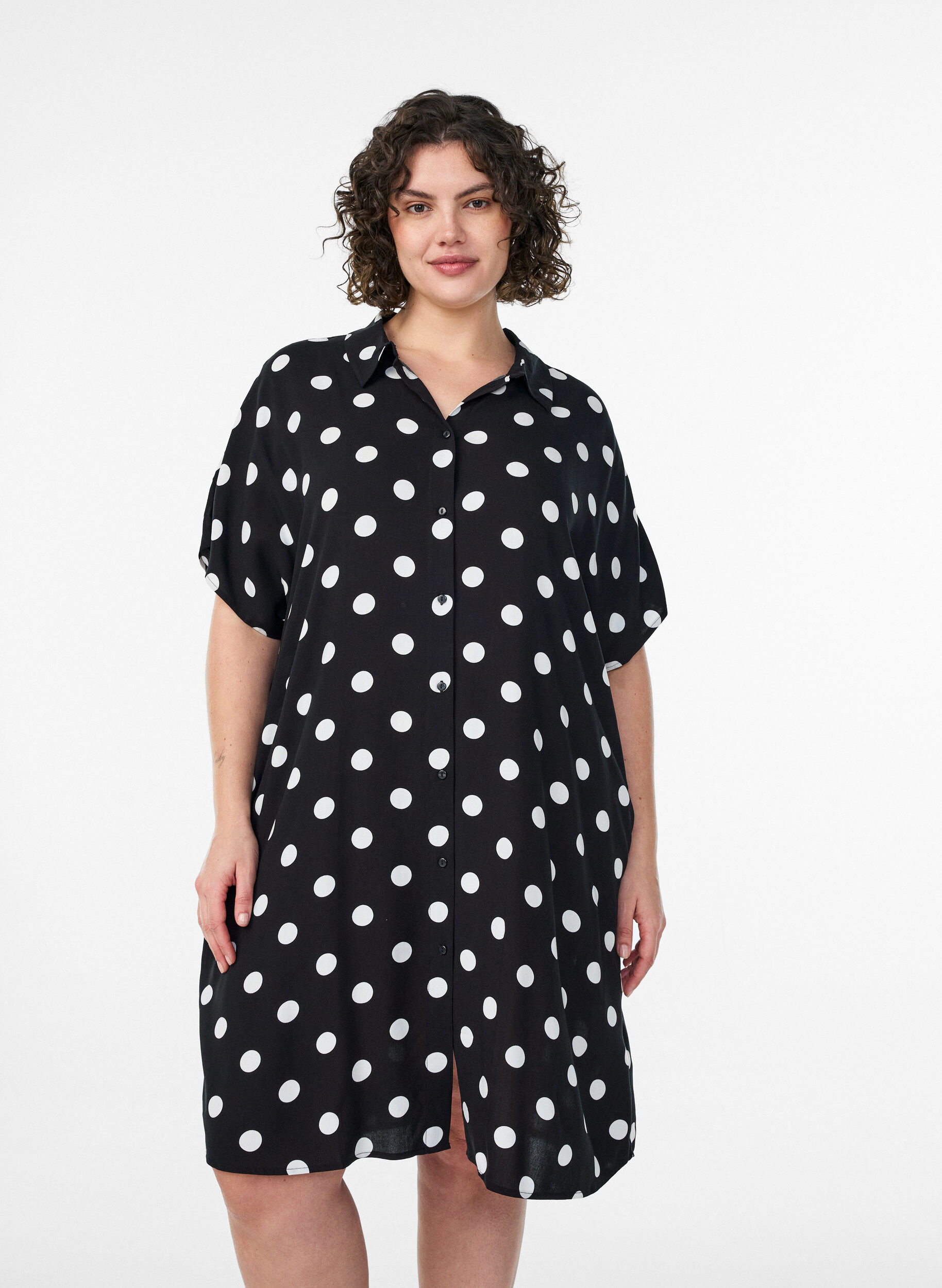Zizzi Losvallend lang shirt van viscose, Vanille, Model image number 1