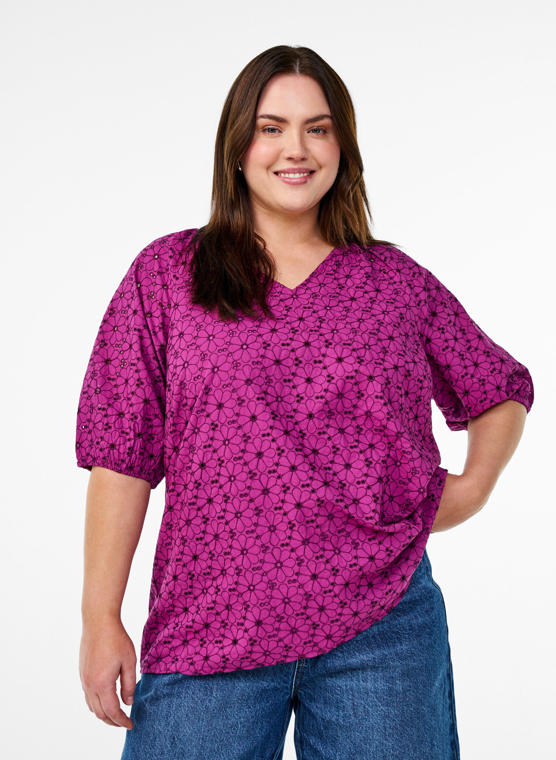 Zizzi Blouse met geborduurd bloemenpatroon, Paars, Model image number 0