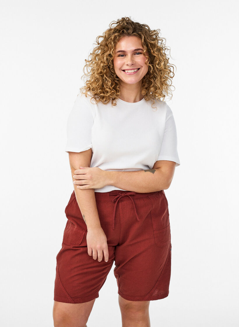 Losse katoenen short met zakken, Rood, Model image number 0
