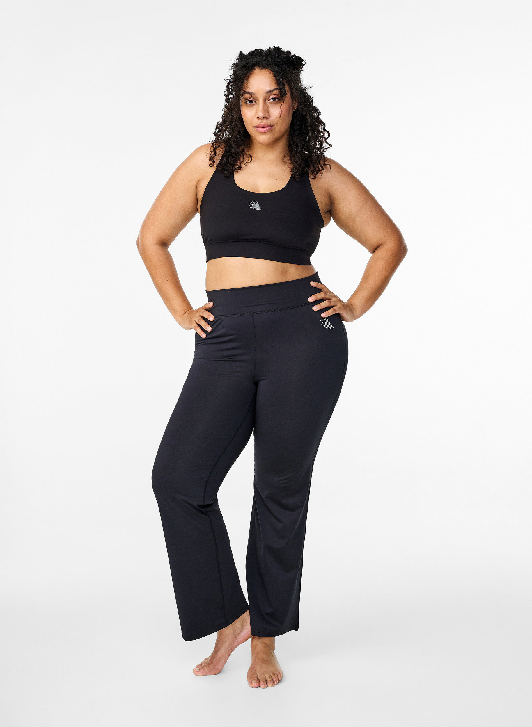 Zizzi Flared Sportbroek, Zwart, Model image number 1