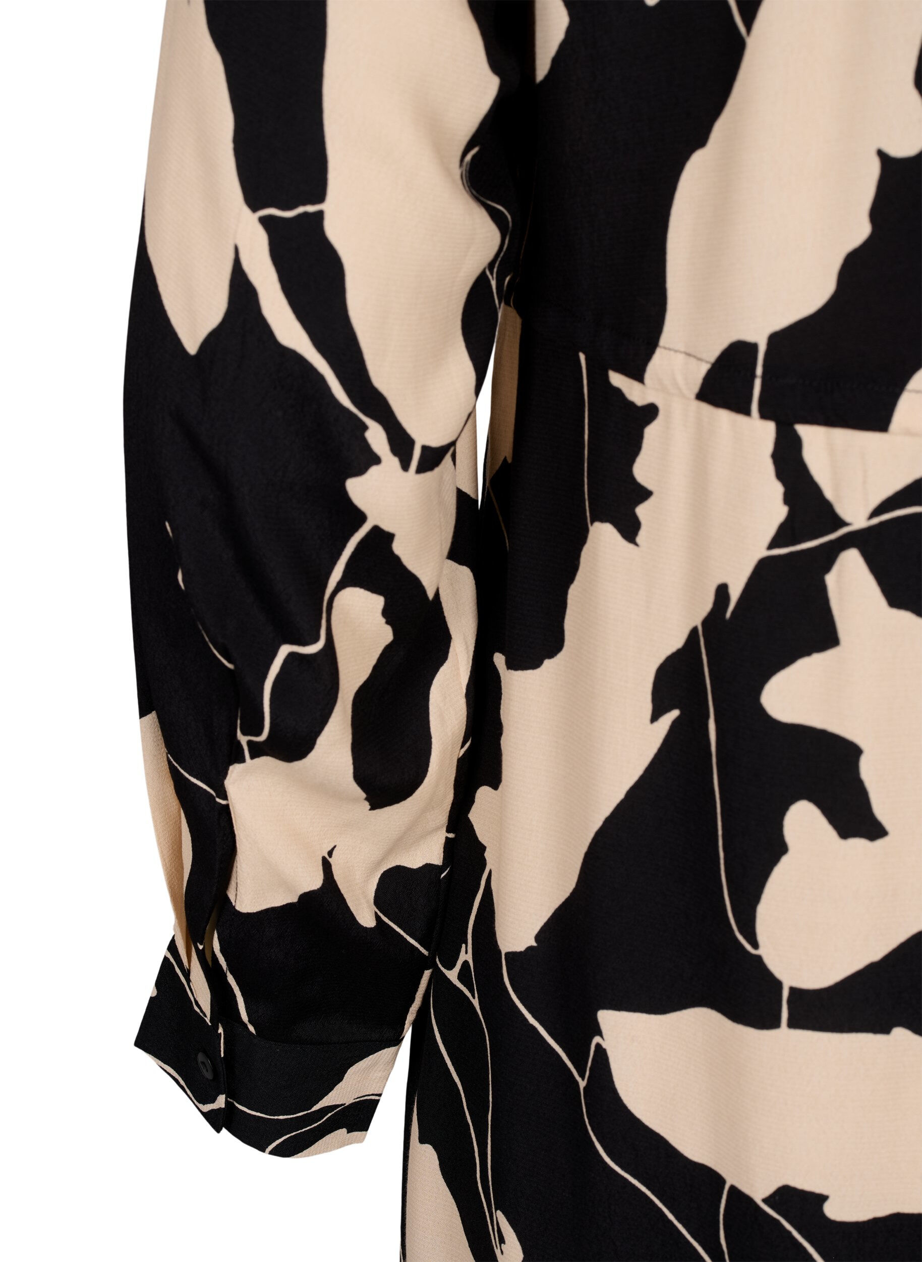 Zizzi Midi-jurk met lange mouwen in viscose met print, Black AOP, Packshot image number 3