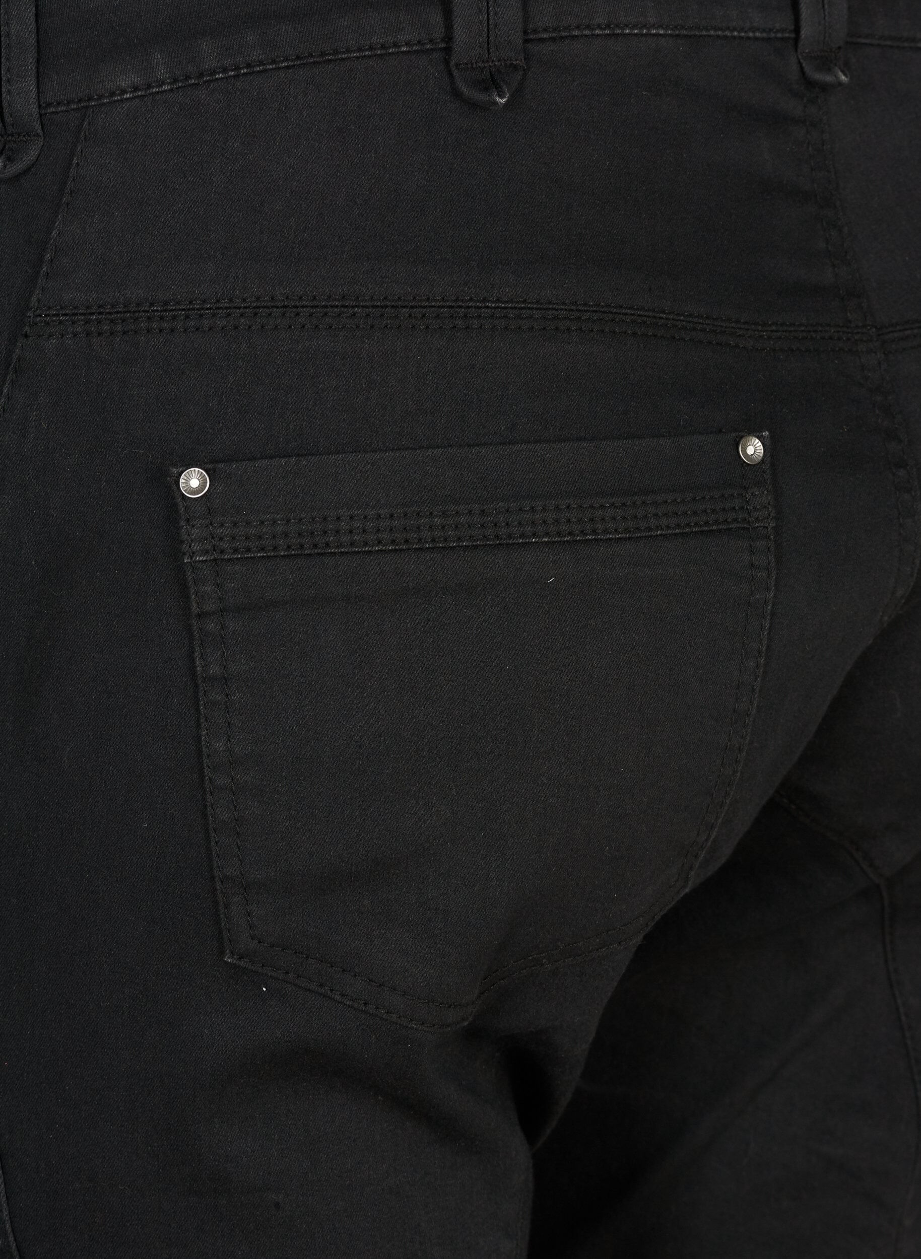 ZizziSlim fit capri jeans met zakken, Zwart, Packshot image number 3