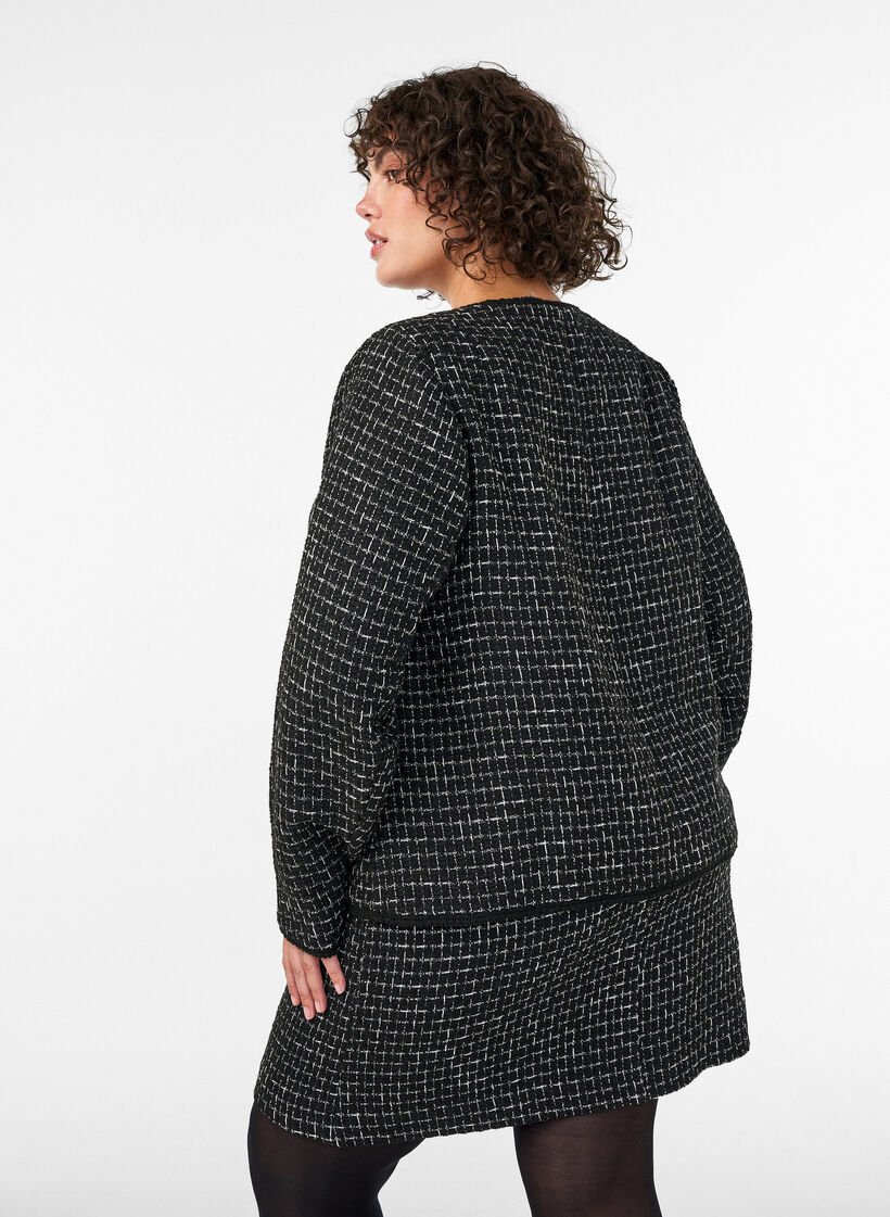 Jasje in boucl&eacute; met goudkleurige knopen, Zwart, Model image number 2