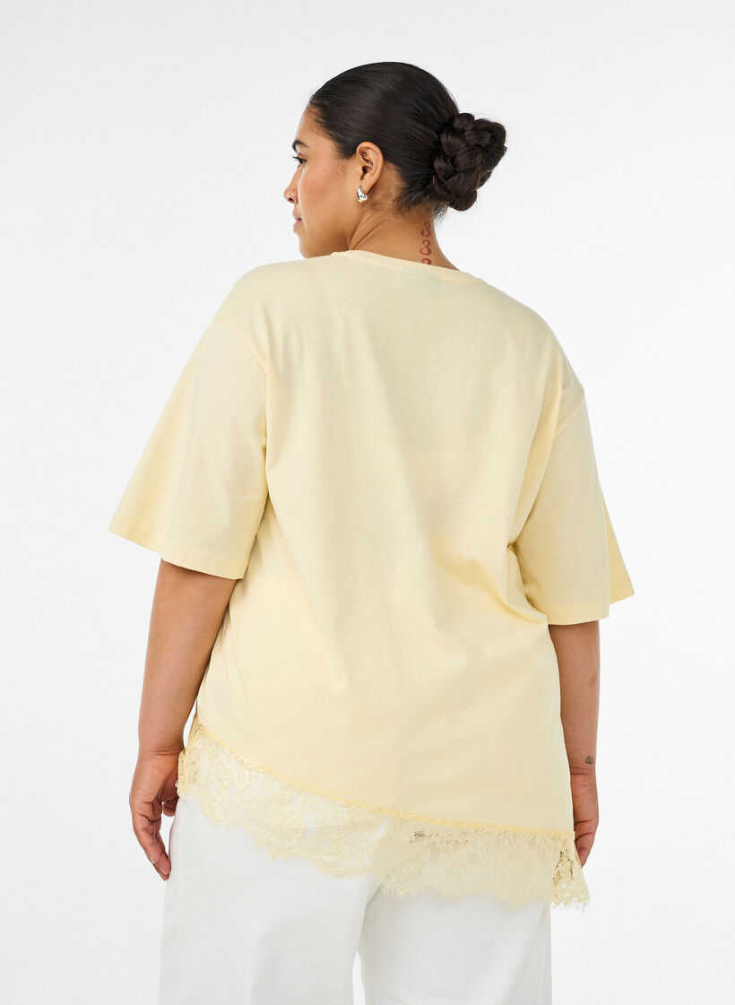T-shirt met asymmetrische kanten zoom, Geel, Model image number 2