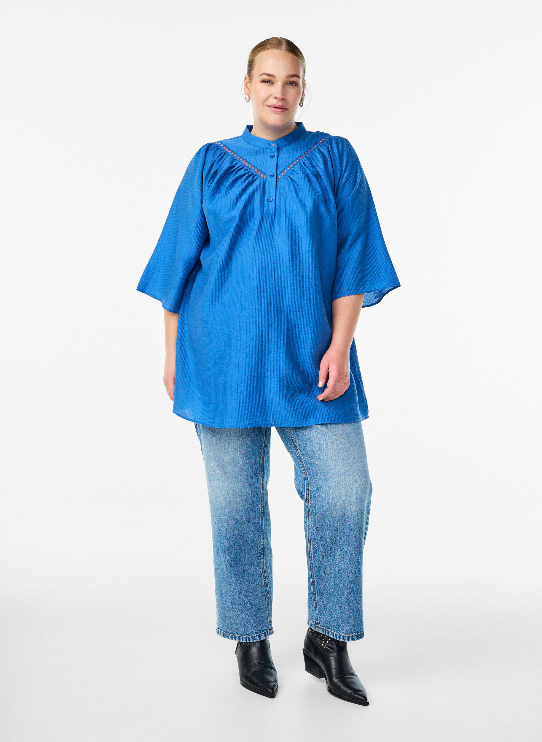 Zizzi Tunic met gehaakte randen en gestreepte textuur, Blauw, Model image number 1