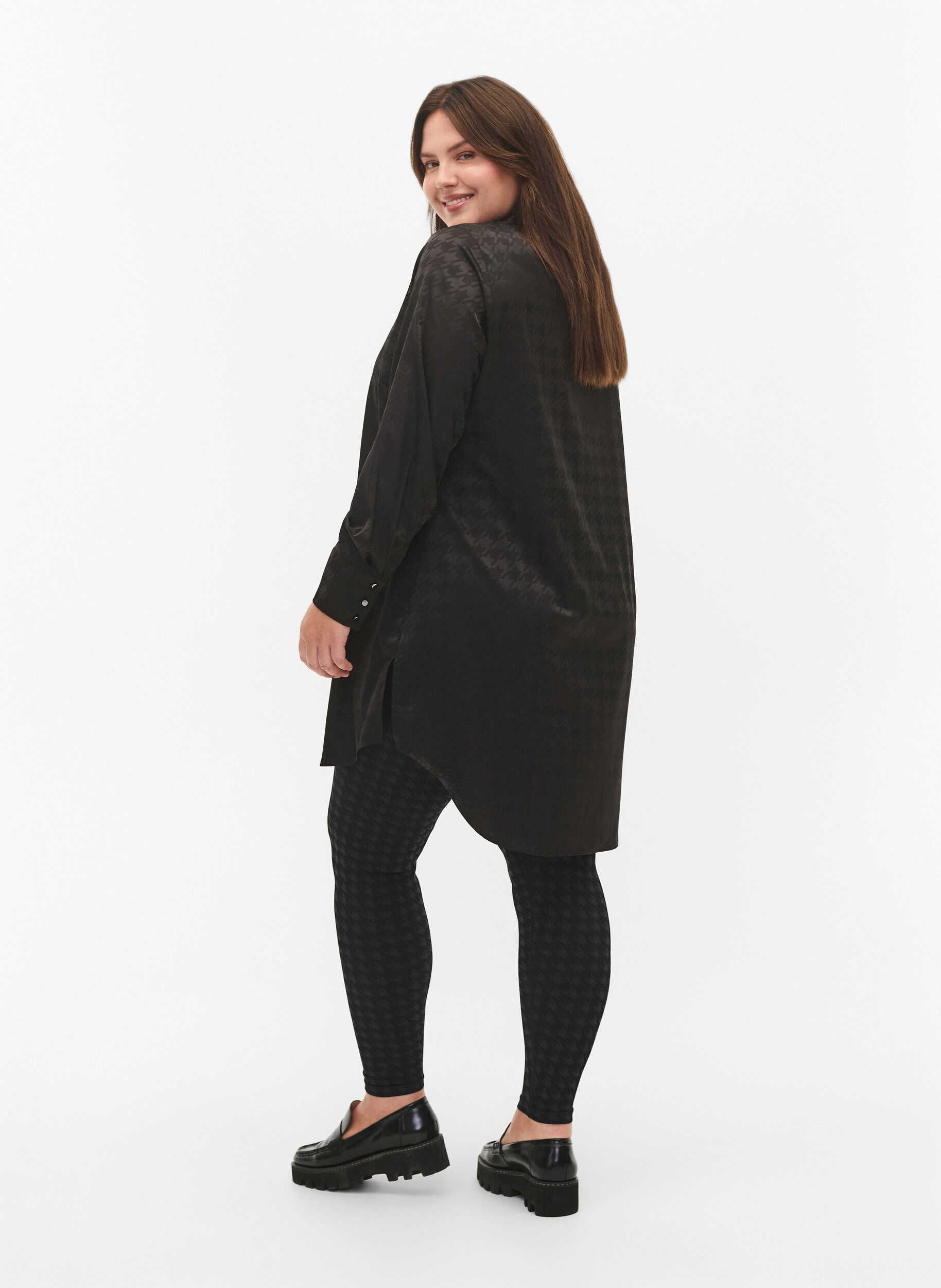 Zizzi Naadloze legging in pied-de-poule patroon, Black w. Dark Grey, Model image number 1