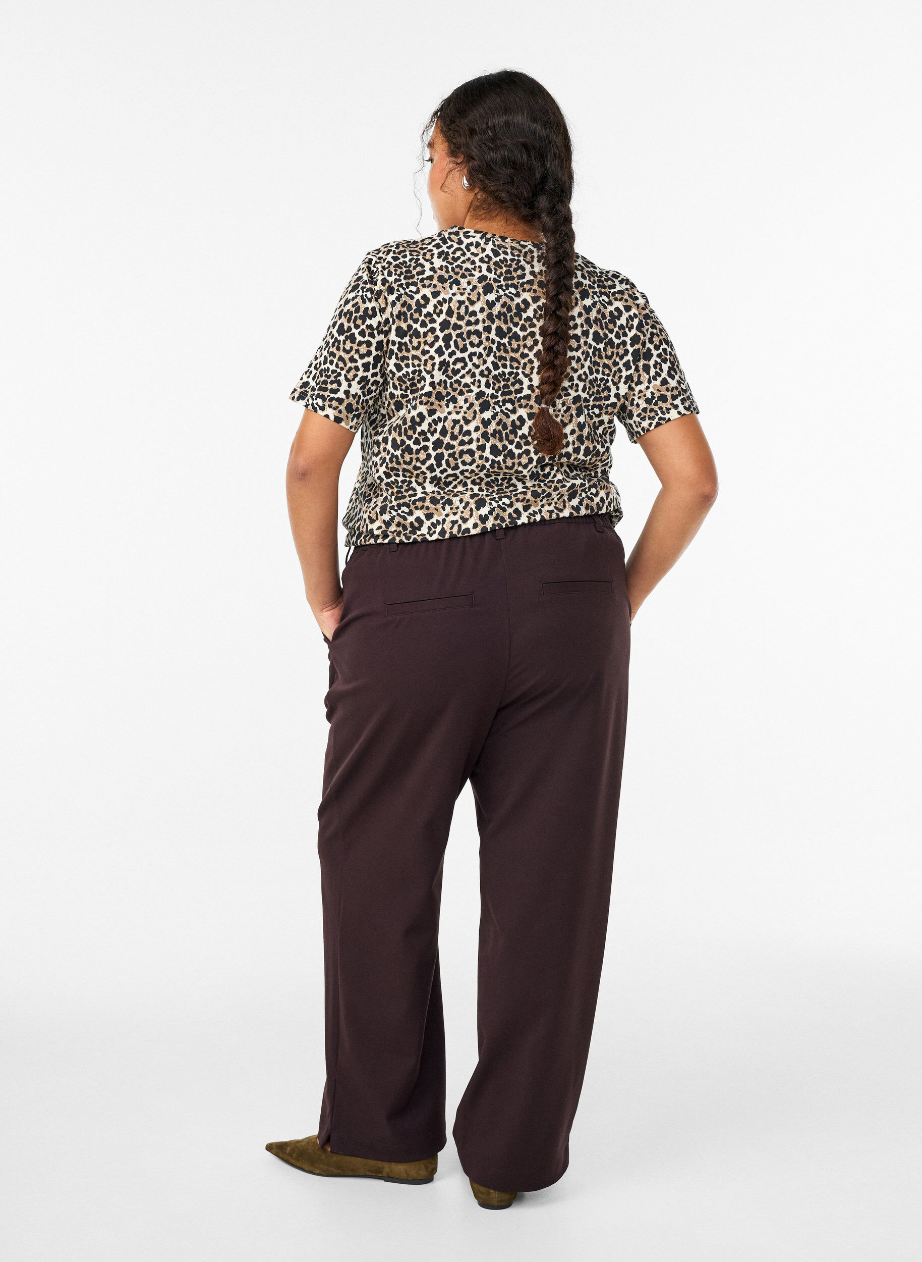 Zizzi Broek met hoge taille en elastische tailleband achteraan, Bruin, Model image number 1