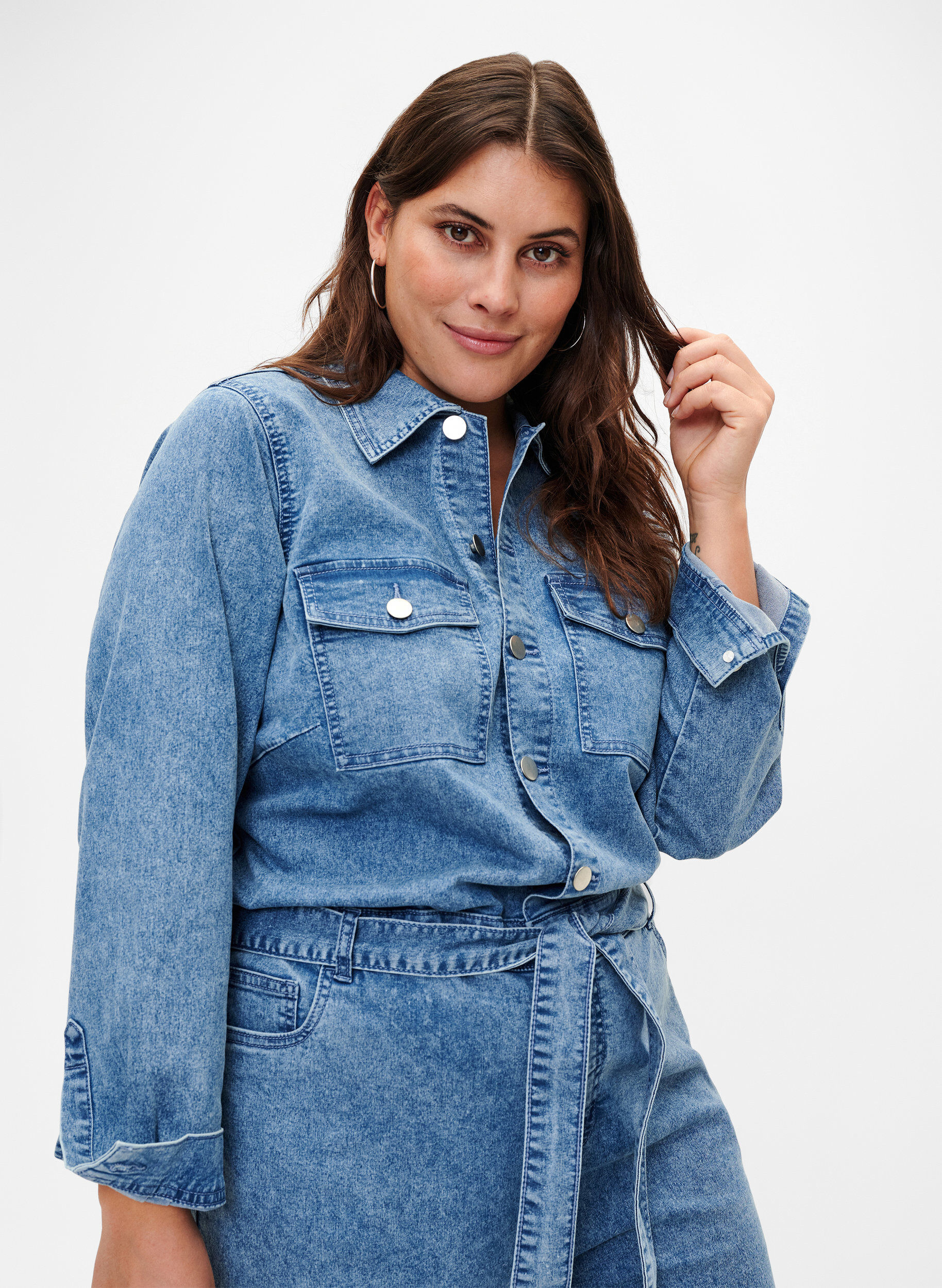 Zizzi Jumpsuit van denim met lange mouwen, Light Blue Denim, Model image number 2