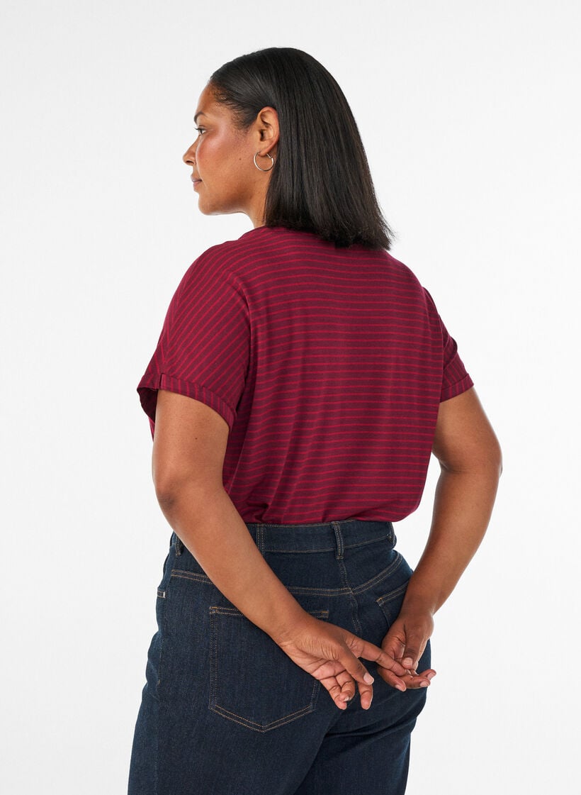 Gestreept T-shirt in viscose met een ronde hals, Rood, Model image number 2