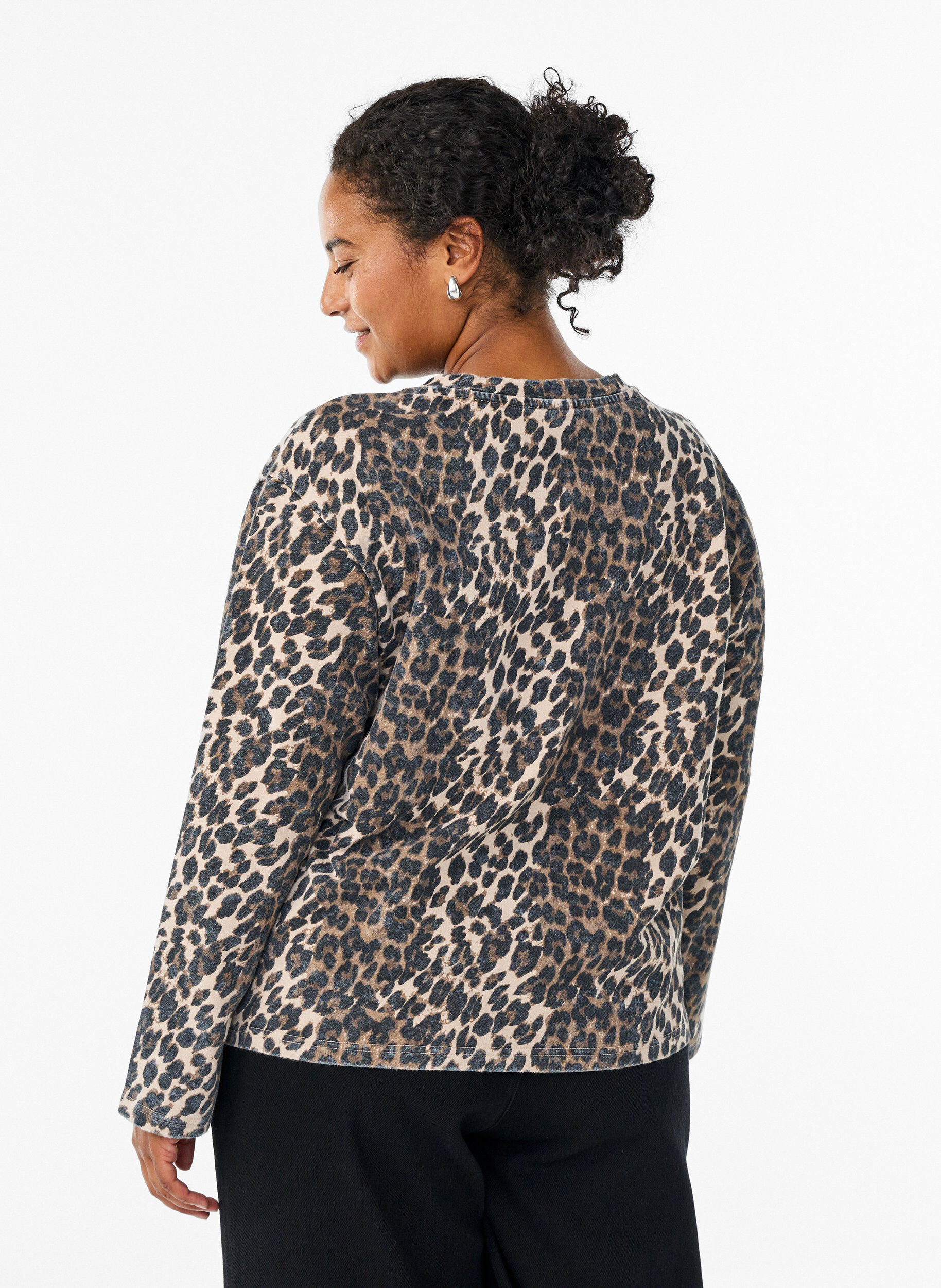 Zizzi Gewassen sweatshirt met luipaardprint, Bruin, Model image number 2