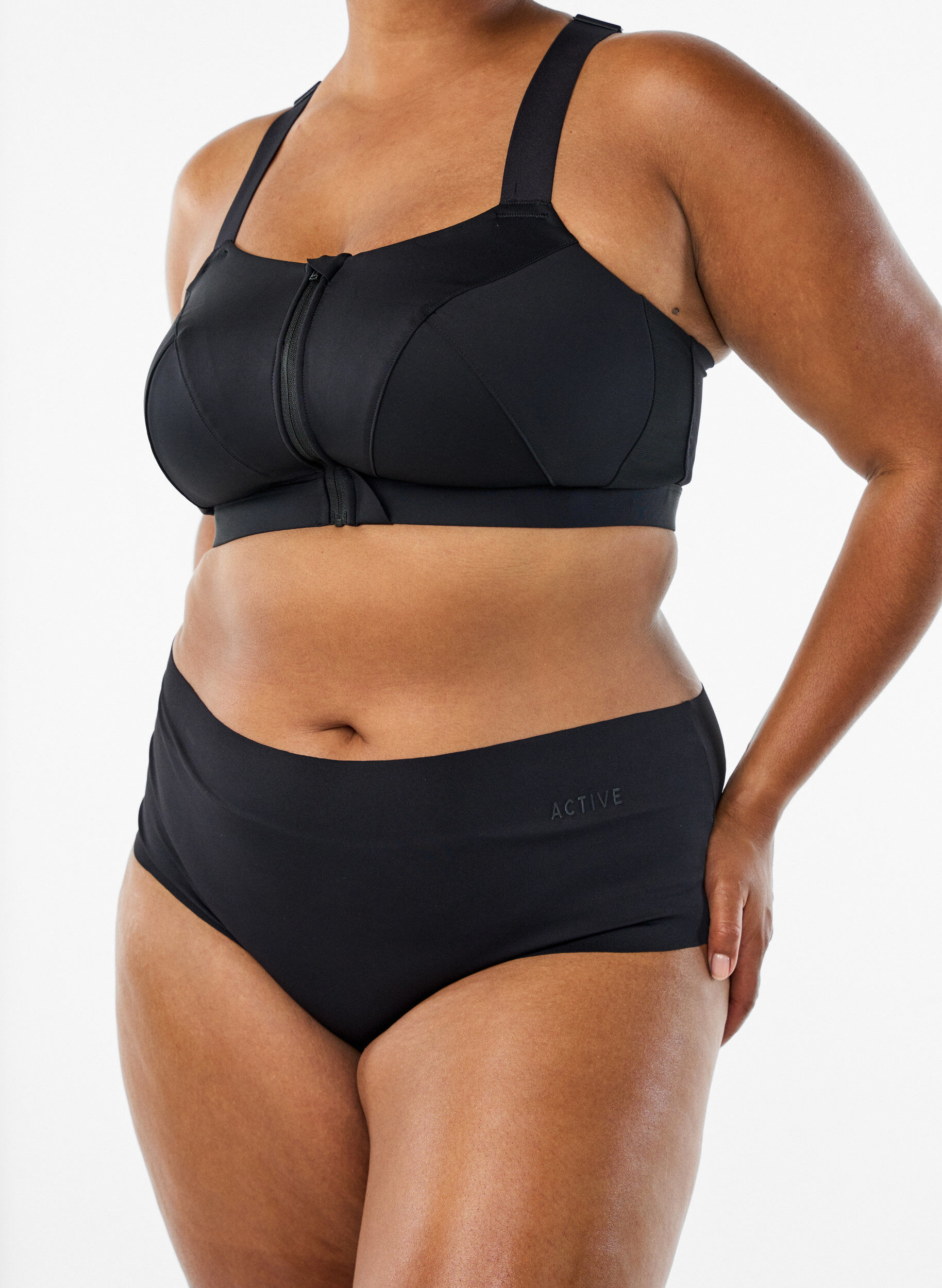 Zizzi 2-pack onzichtbare brief training panties, Zwart, Model image number 3