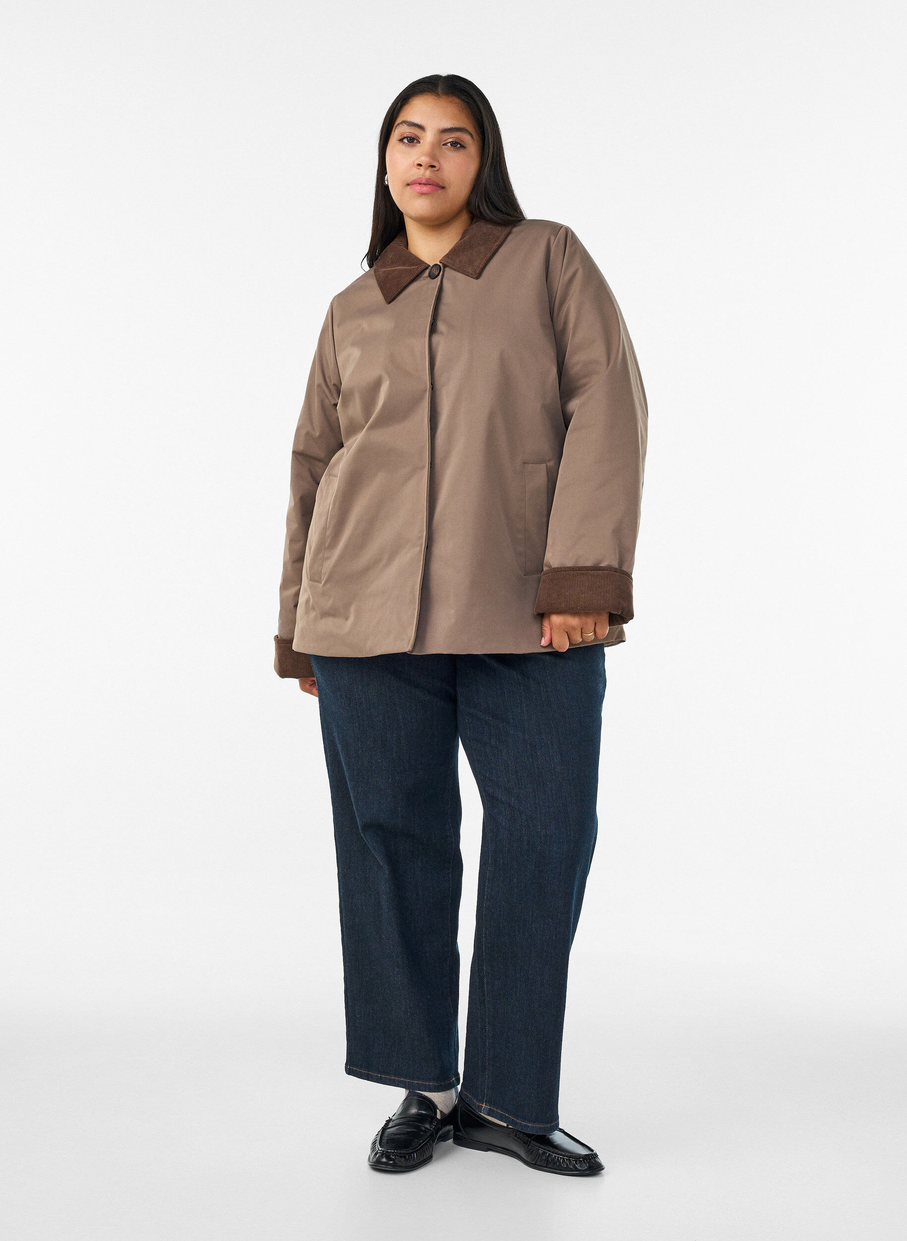 ZizziLicht gewatteerde jas met een corduroy kraag, Bruin, Model image number 1