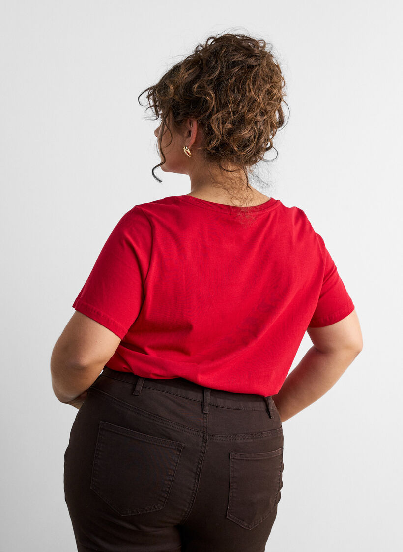 Kerst T-shirt van biologisch katoen, Rood, Model image number 2