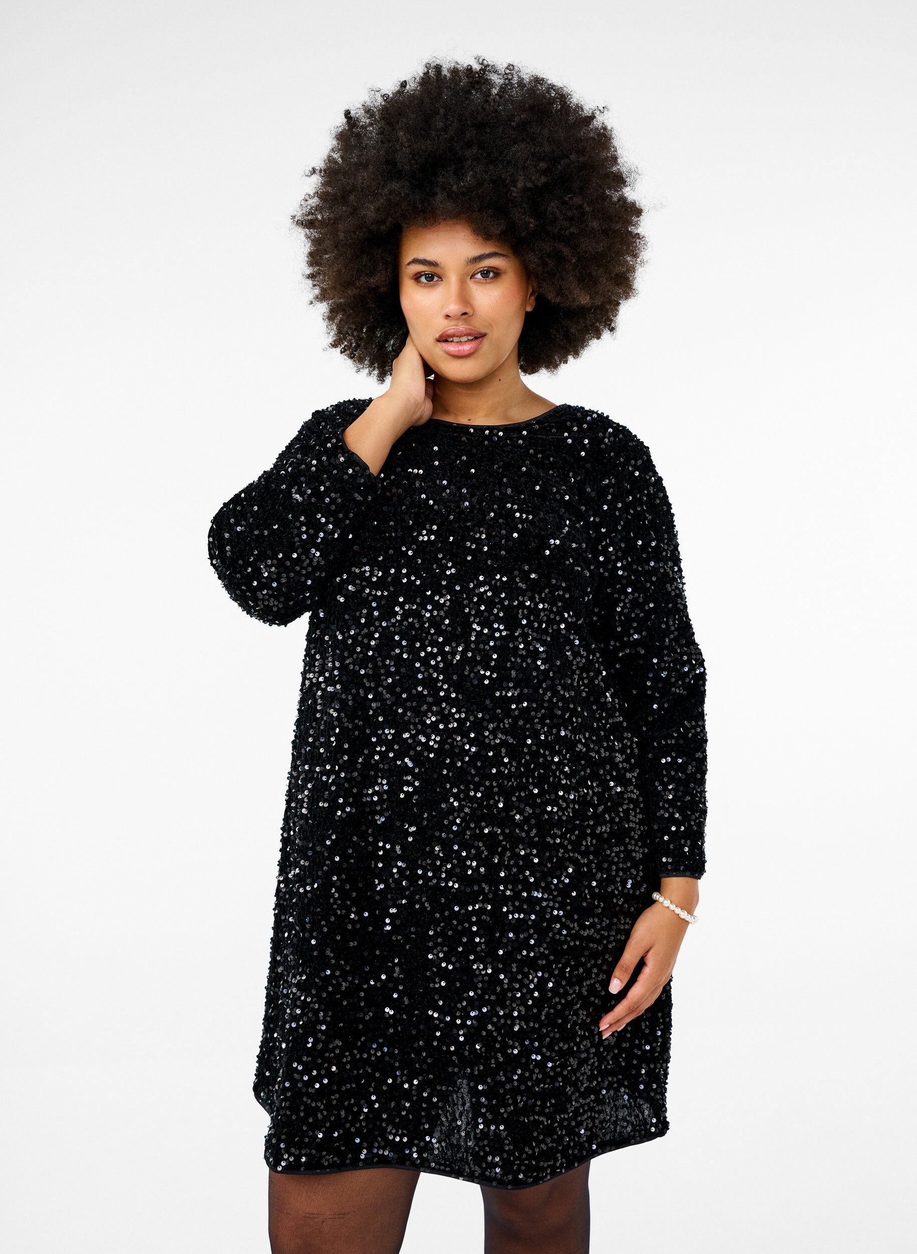 Zizzi Paillettenjurk met strikdetails, Black, Model image number 0