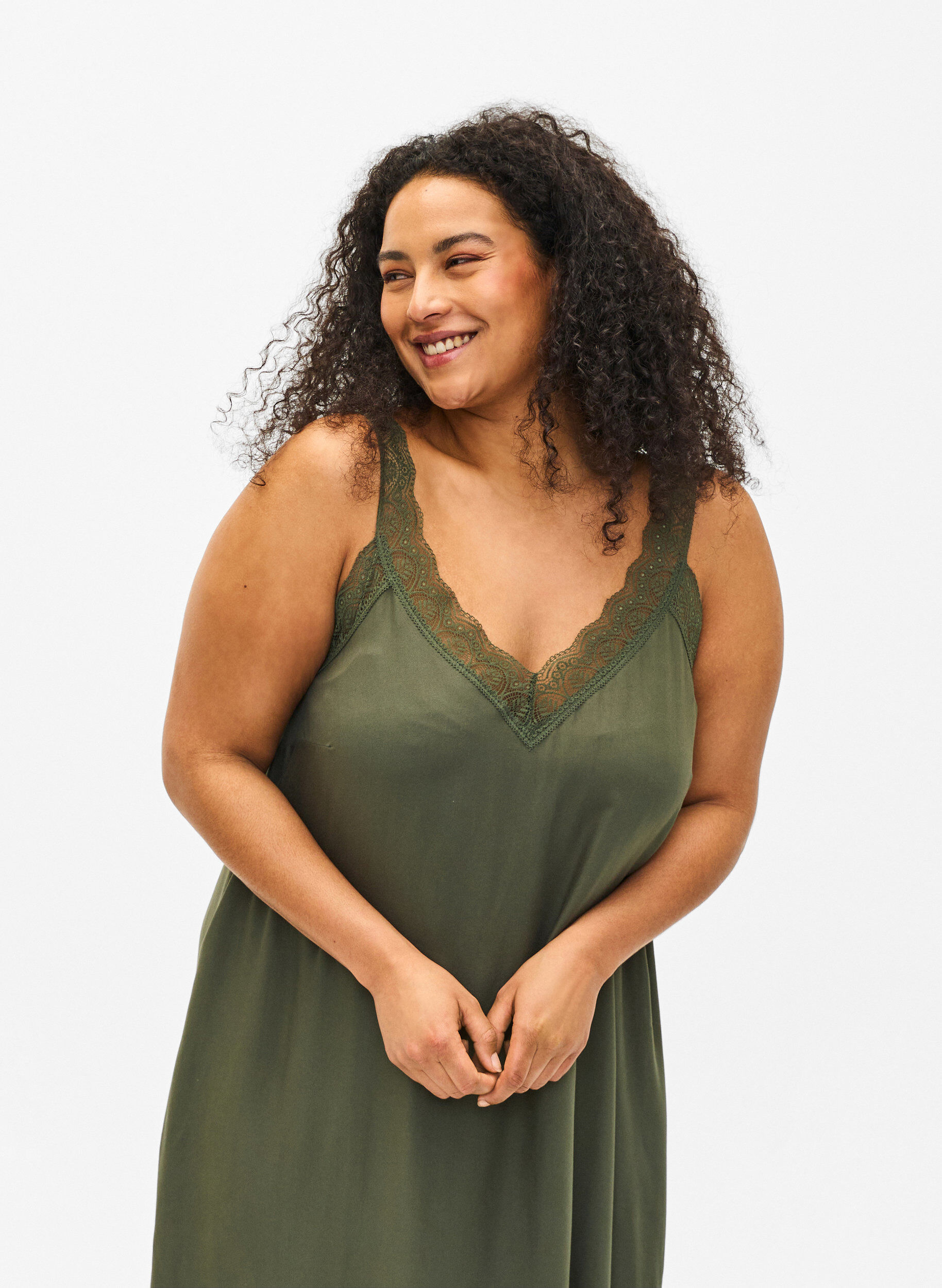 Zizzi Halflange jurk met bandjes van viscose met kant, Thyme, Model image number 2