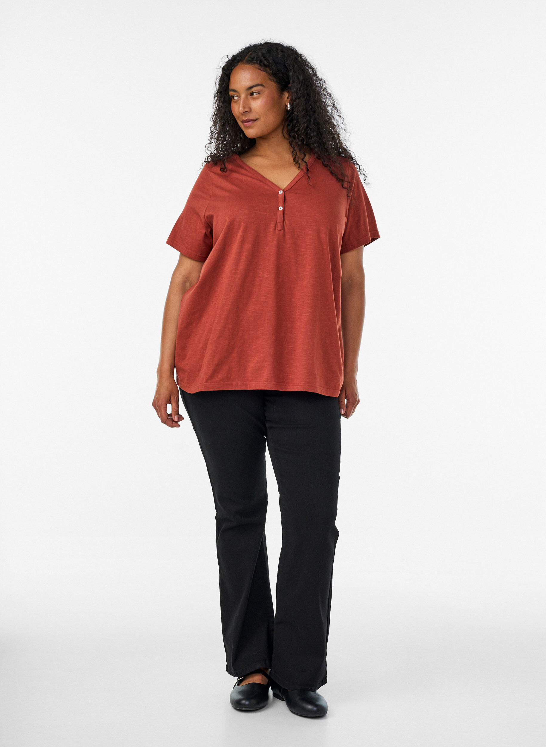 ZizziT-shirt met knoopdetail, Bruin, Model image number 1