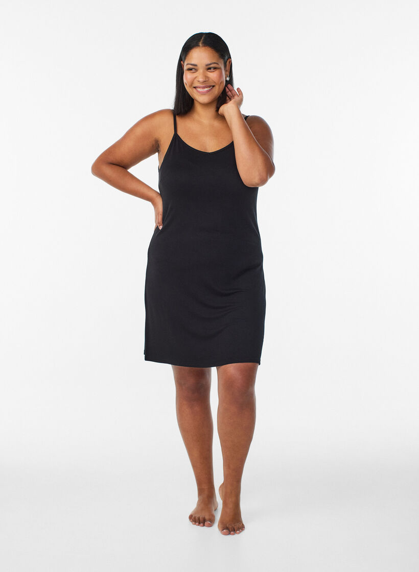 Effen onderjurk in viscose, Zwart, Model image number 1