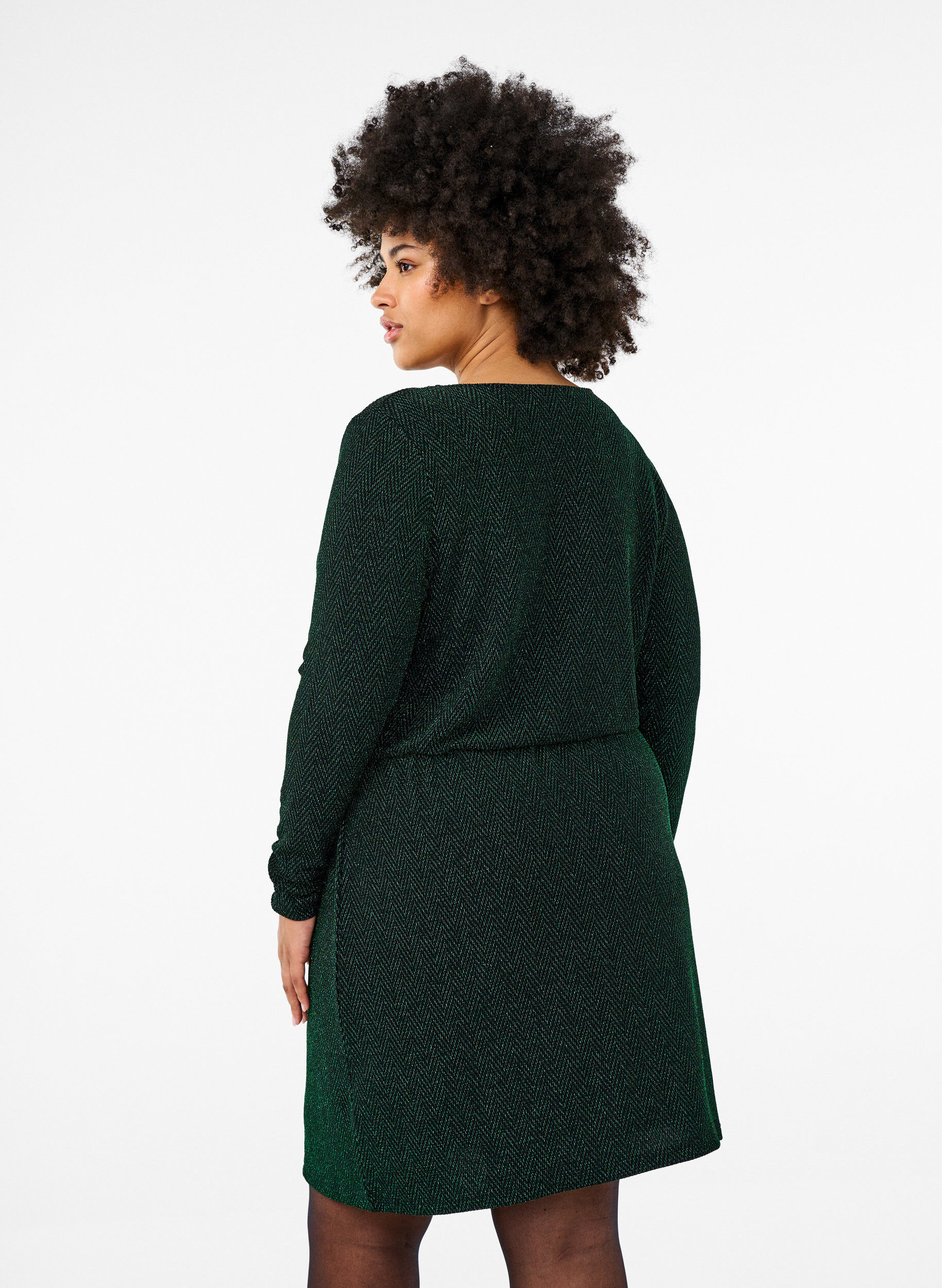 Zizzi Glitterjurk met zigzagpatroon, Scarab ZigZagShimmer, Model image number 1