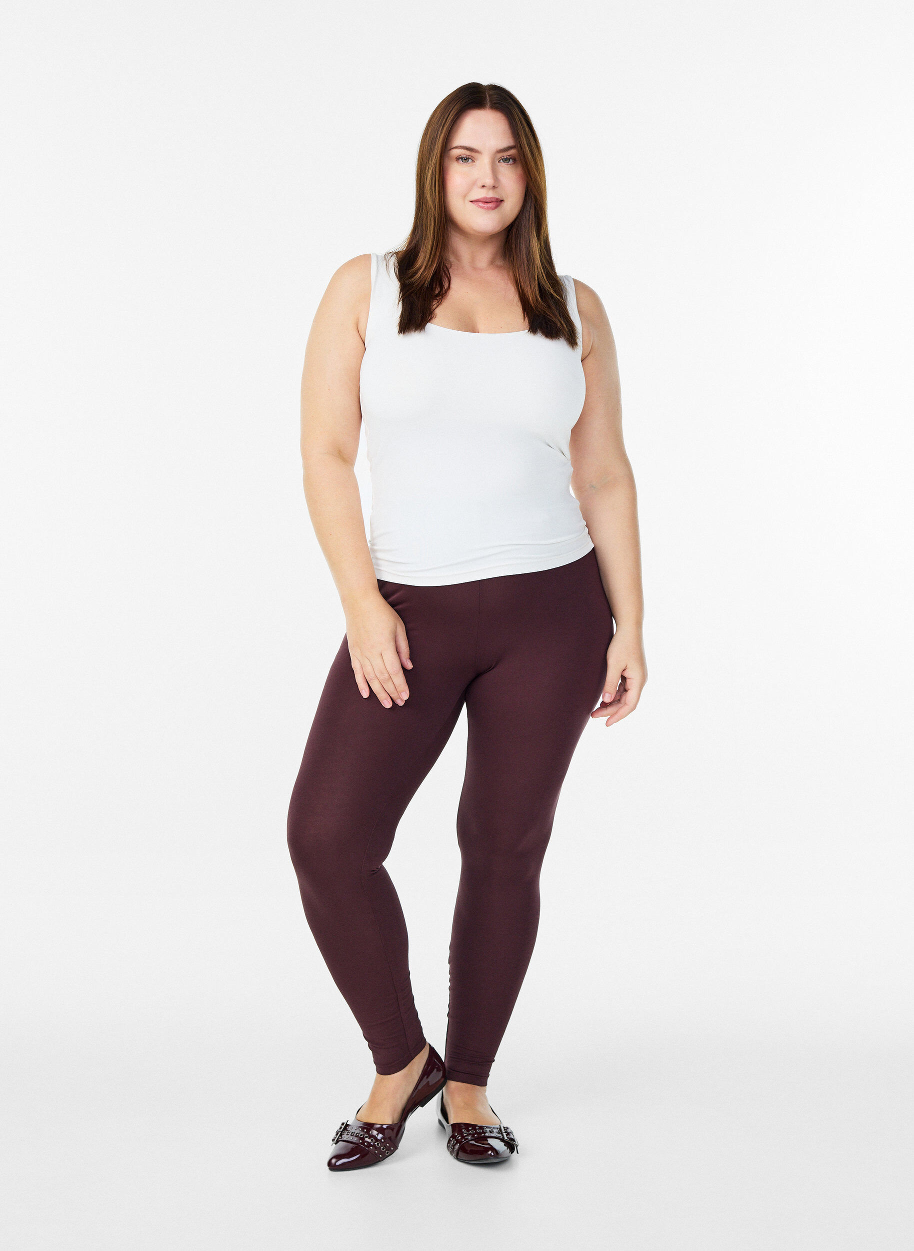 ZizziBasislegging van viscose, Donker Bordeaux, Model image number 1