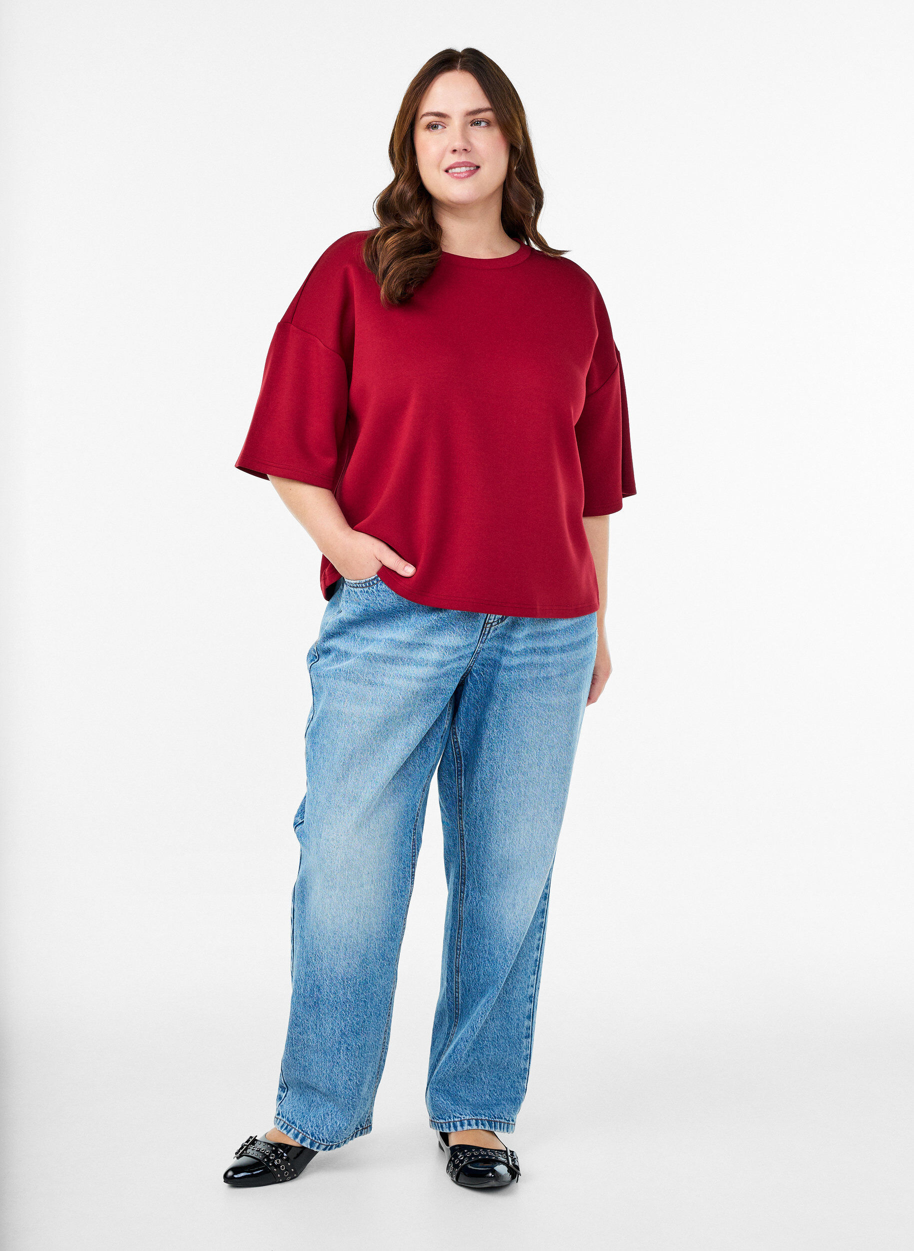 Zizzi Korte loose-fit T-shirt in modalblend, Rood, Model image number 1