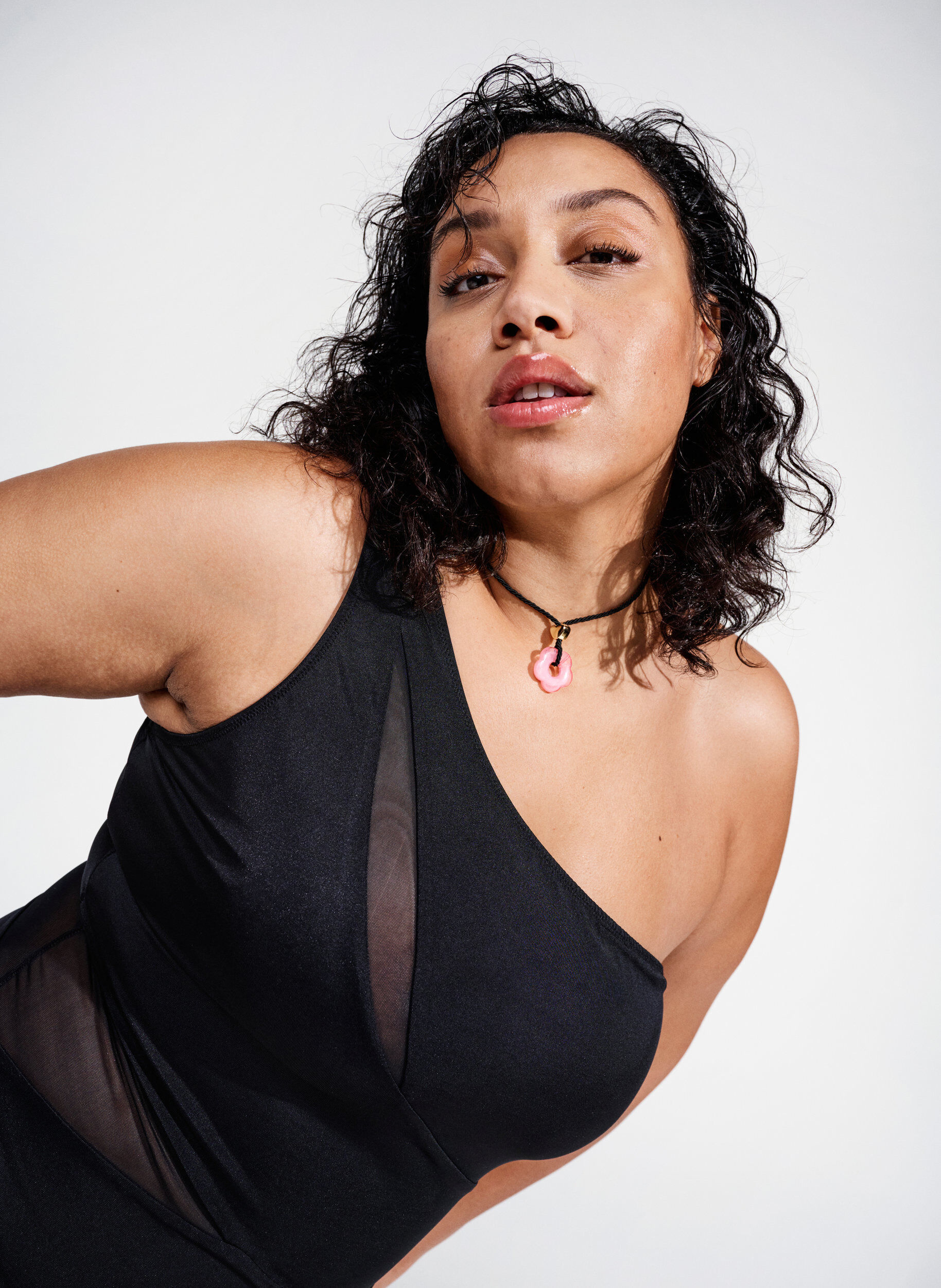 Zizzi One-shoulder badpak met mesh, Black, Image image number 0