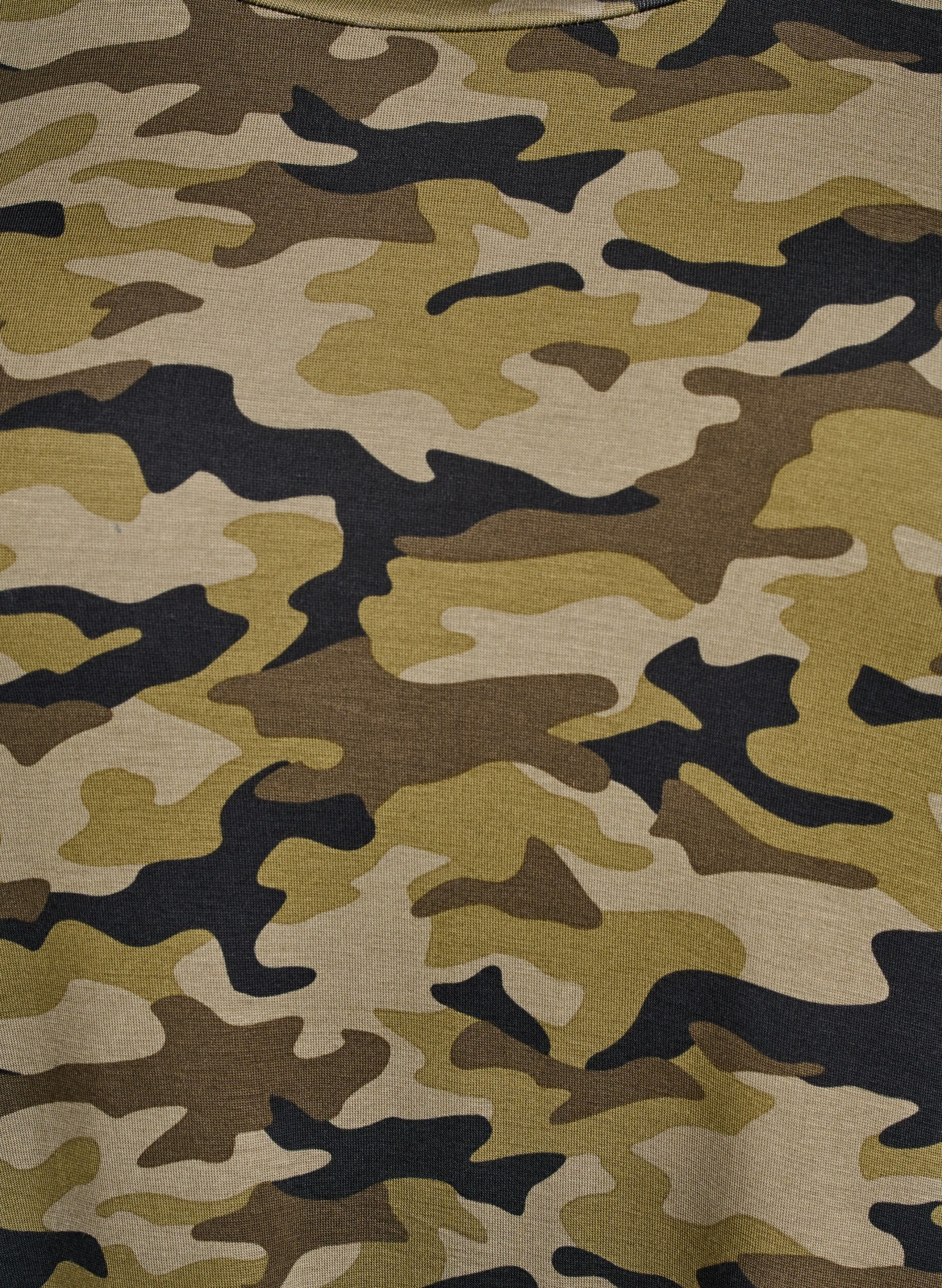 ZizziT-shirt met TENCEL&trade; Lyocell en camouflageprint, Groen, Packshot image number 2