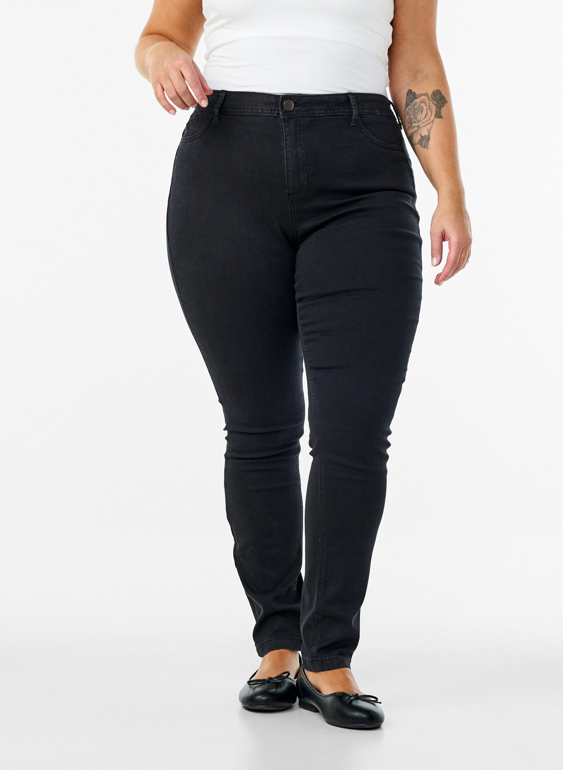 Zizzi Super strakke Amy jeans met hoge taille, Zwart, Model image number 2
