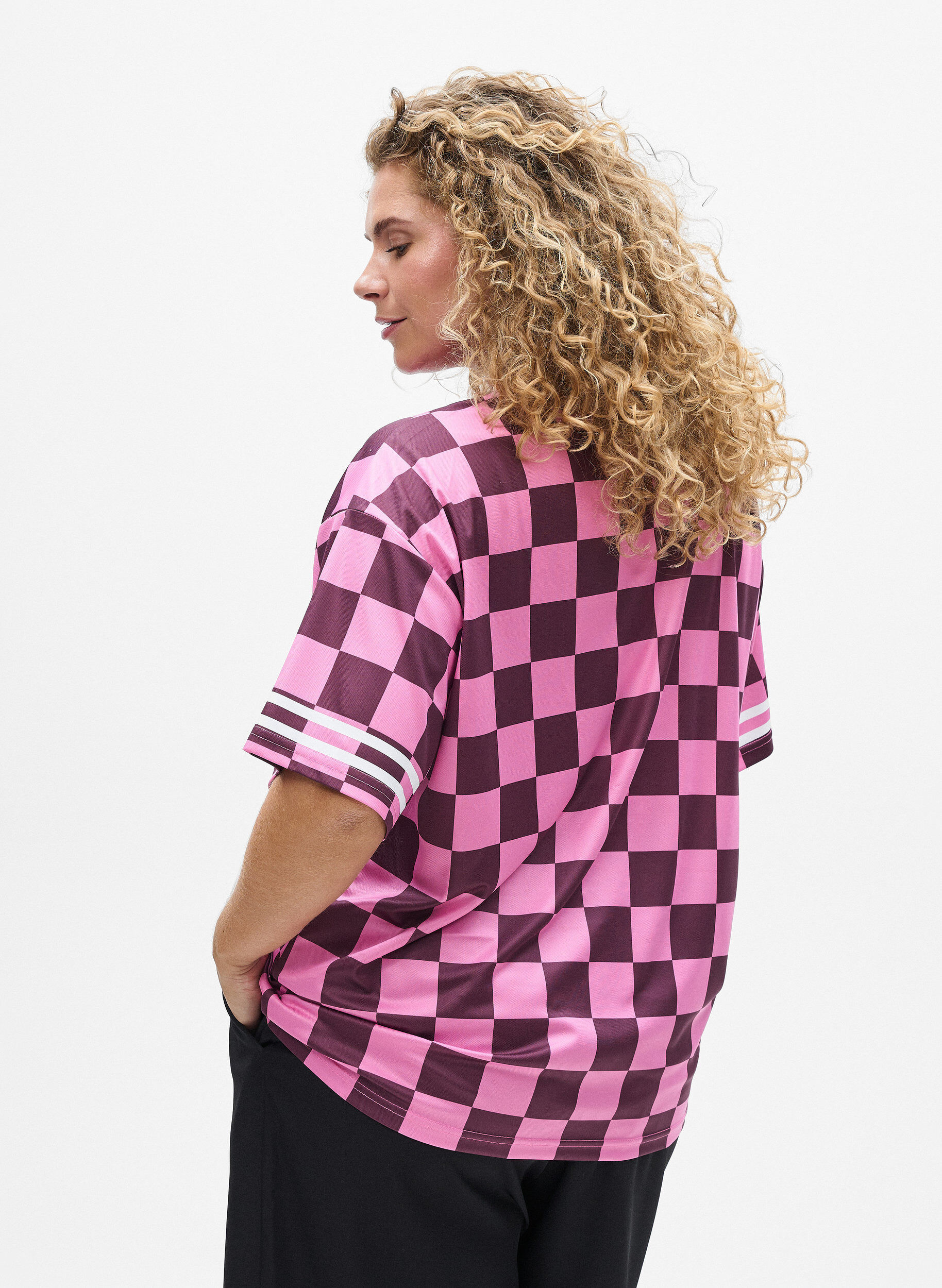 Zizzi Sporty T-shirt met ruiten en tekstprint, Rood, Model image number 2