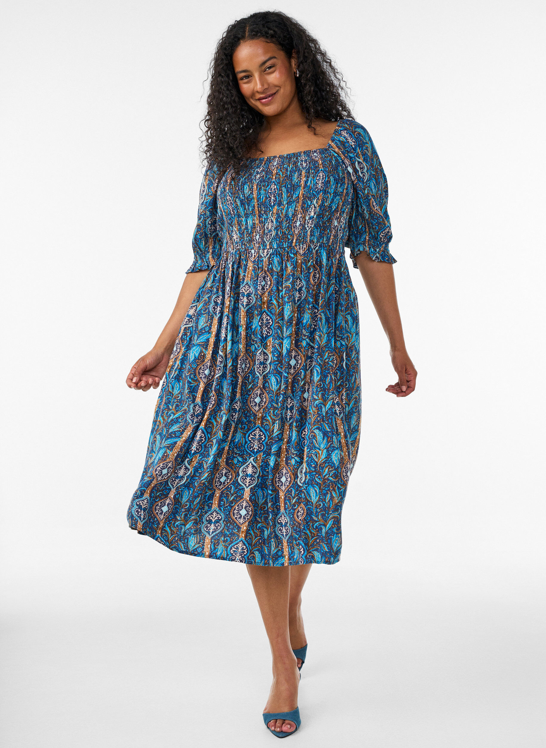 Zomerjurk in viscose met paisley print, Blauw, Model