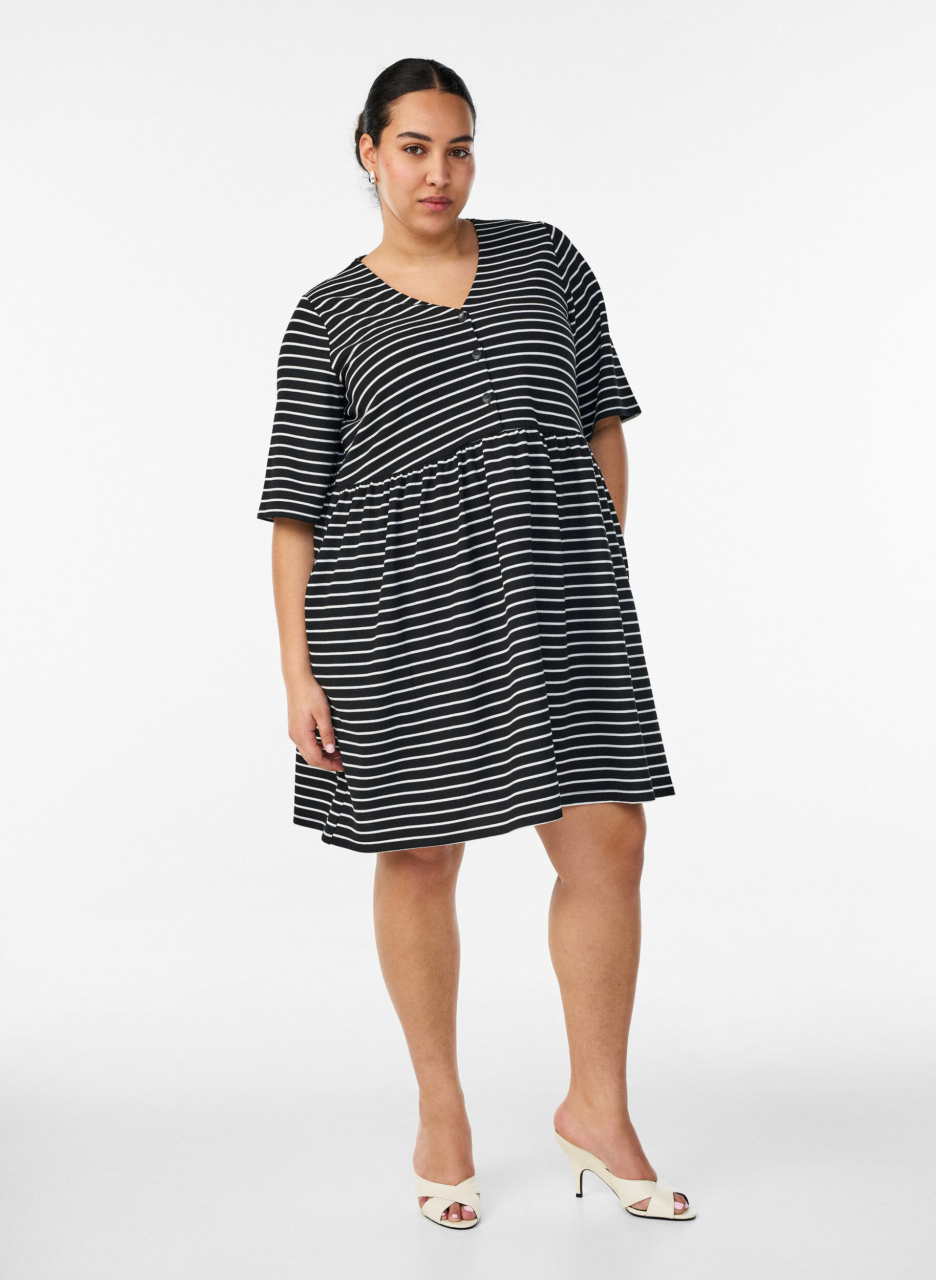 ZizziJurk met een geribde textuur en een empirelijn, Wit, Model image number 1