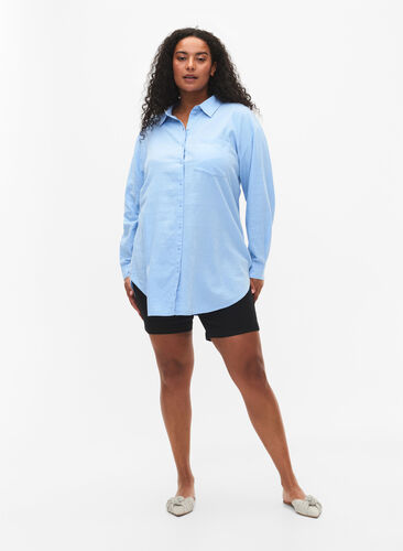 Long shirt in linen-viscose blend, Chambray Blue, Model image number 2