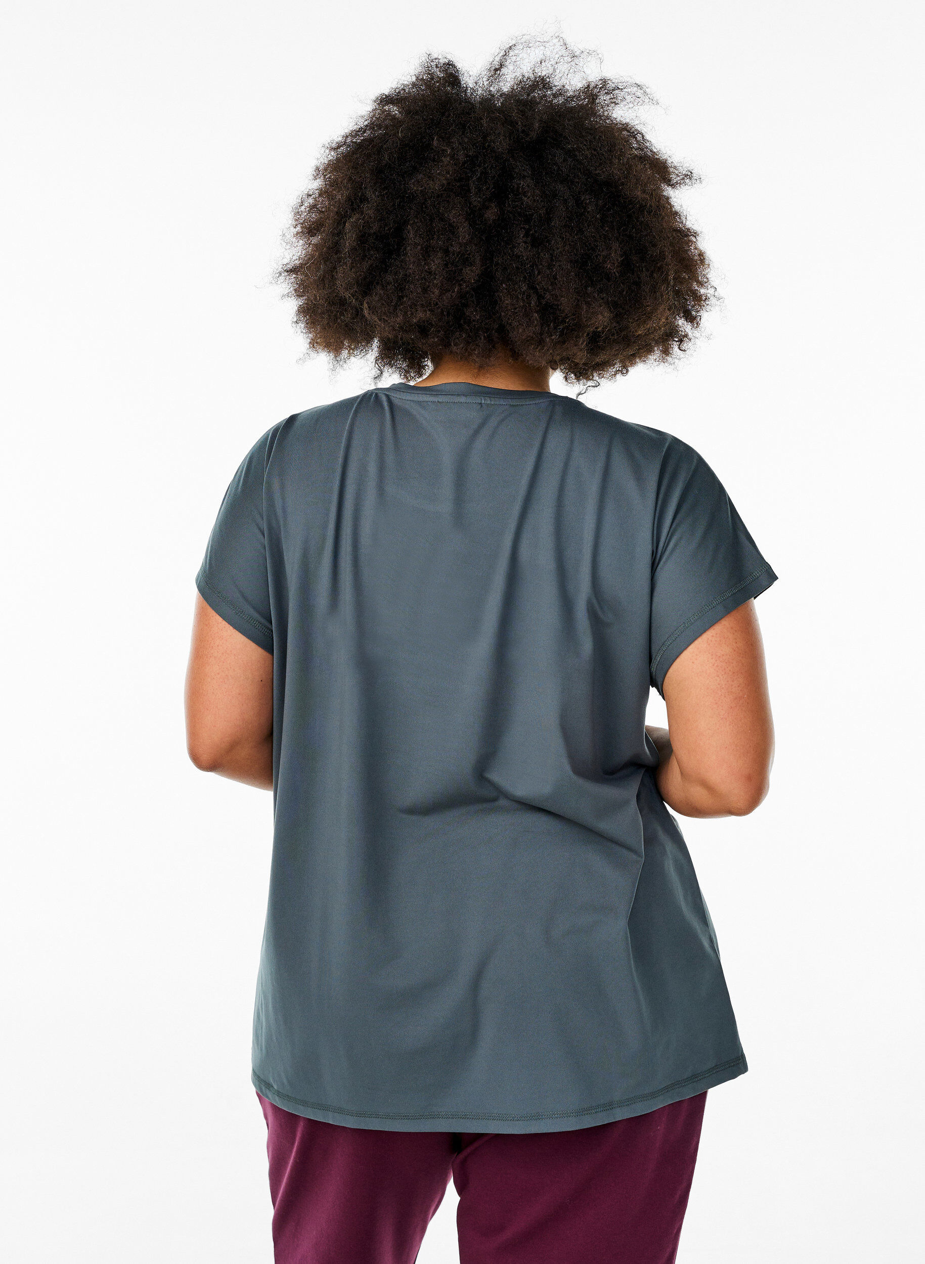 Zizzi Effen gekleurd trainingsshirt, Groen, Model image number 2