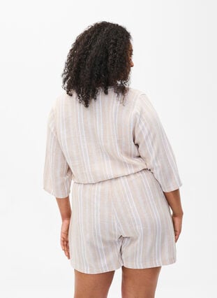 Gestreepte blouse in een mix van linnen en viscose, Beige White Stripe, Model image number 1