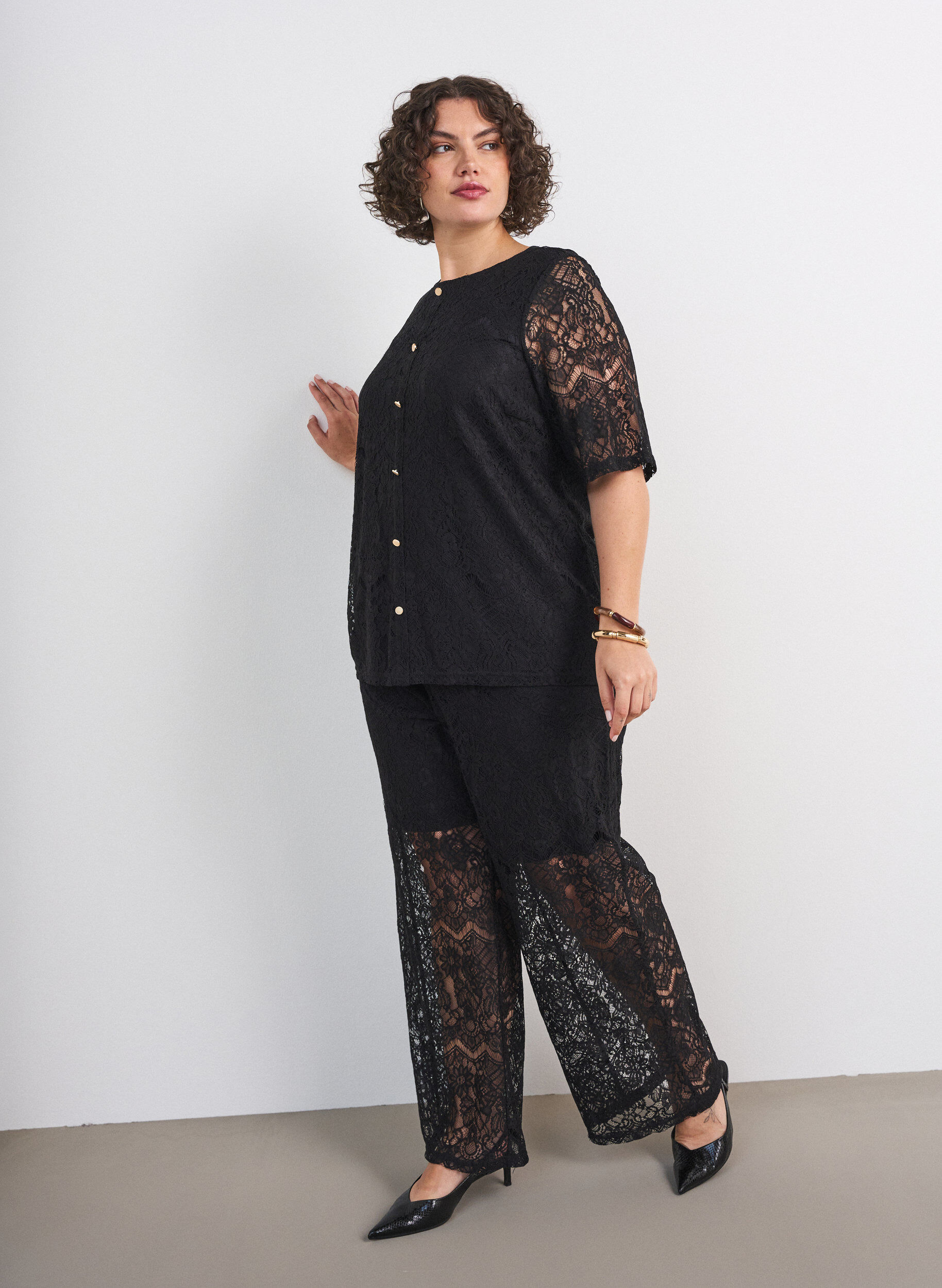 ZizziKanten broek met rechte pijpen en een binnenbroekje, Zwart, Model image number 0