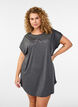 Nachthemd met korte mouwen en tekstprint, Zwart, Model image number 0