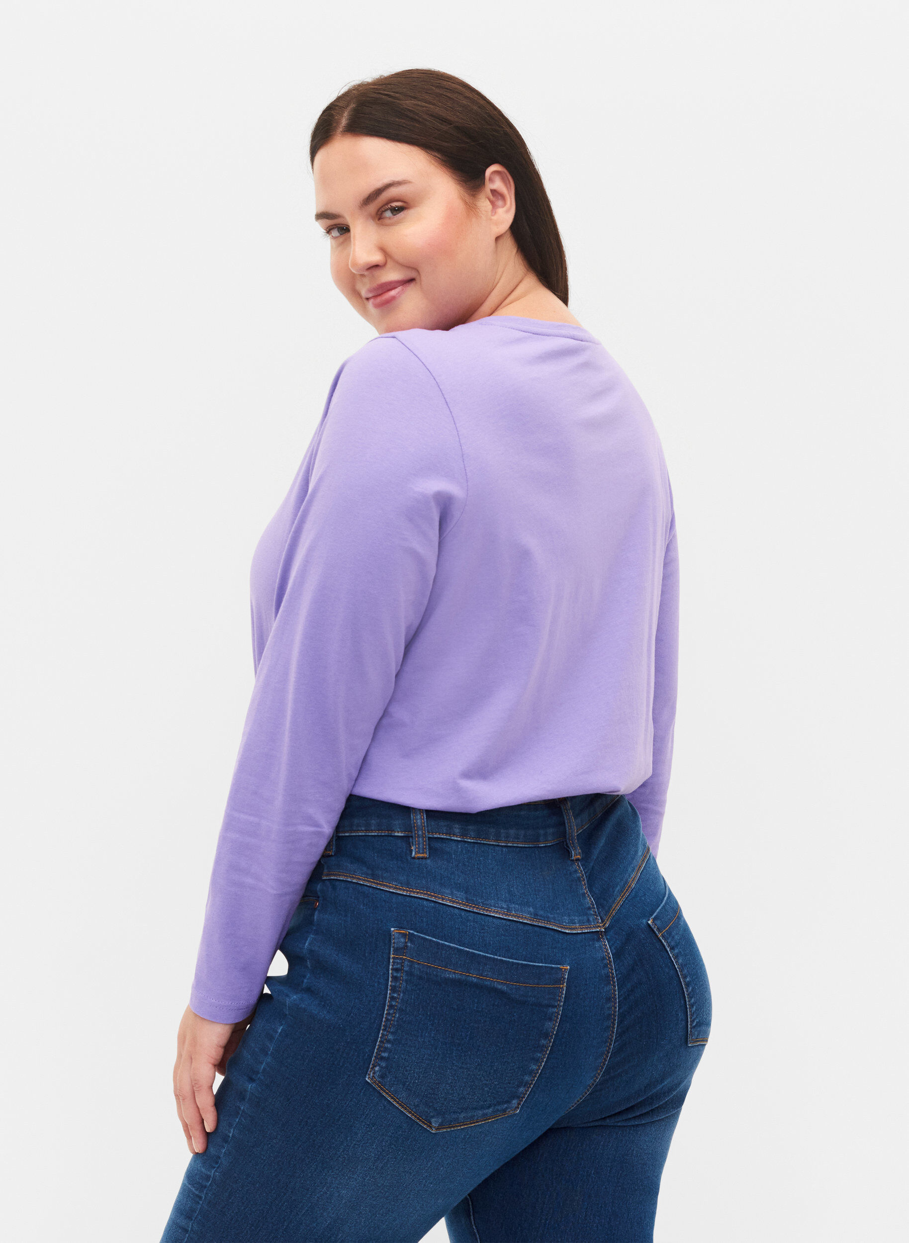Zizzi Set van 2 basic tops in katoen , Paisley Purple/Black, Model image number 1