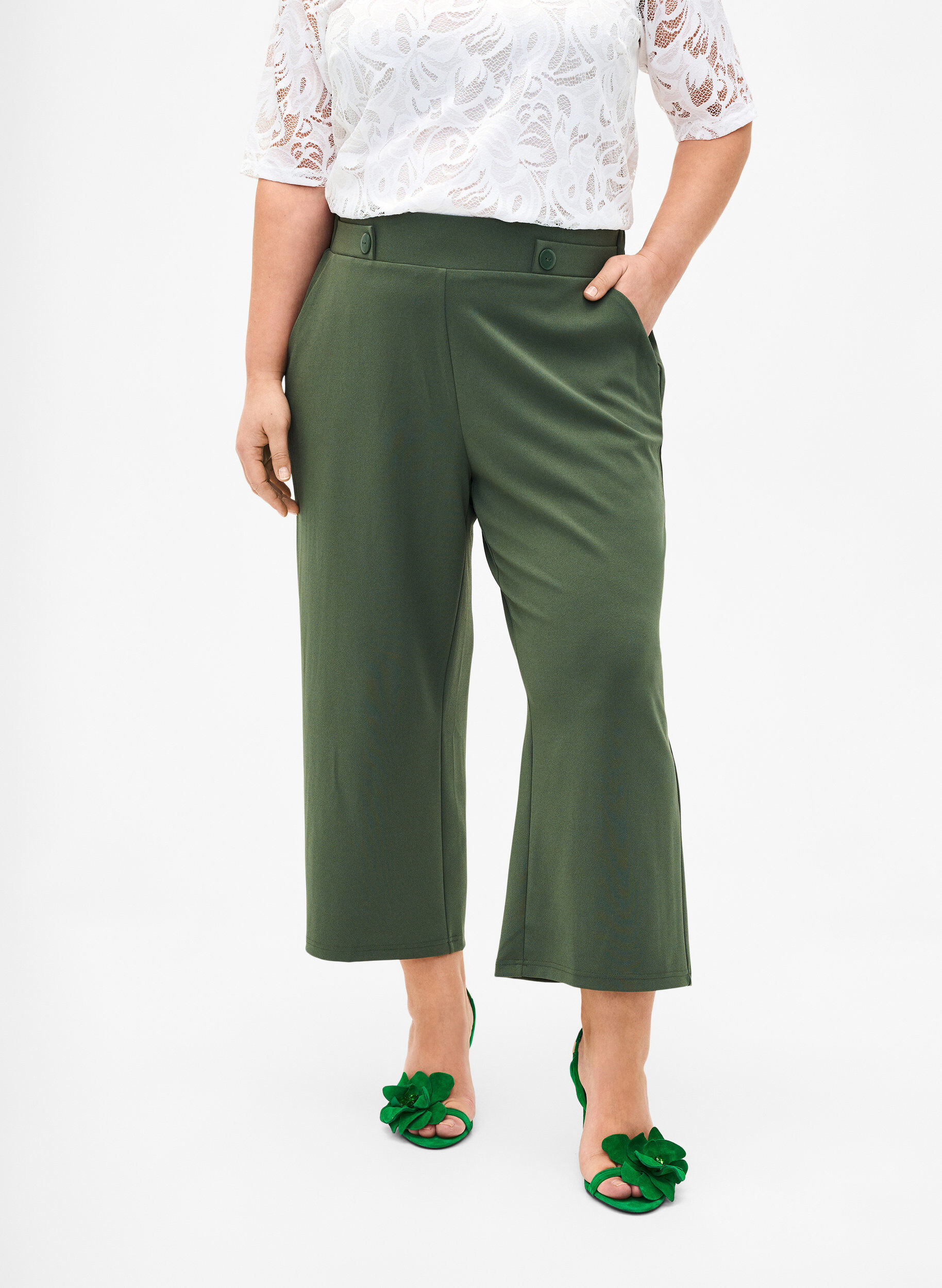 Zizzi7/8 broek met losse pasvorm, Groen, Model image number 2