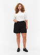 Losse shorts van viscose, Black, Model image number 4