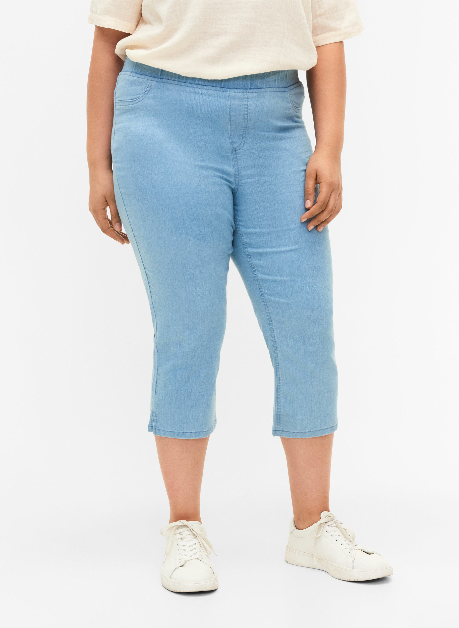 Zizzi Driekwart broek in katoenmix, Light blue denim, Model image number 2