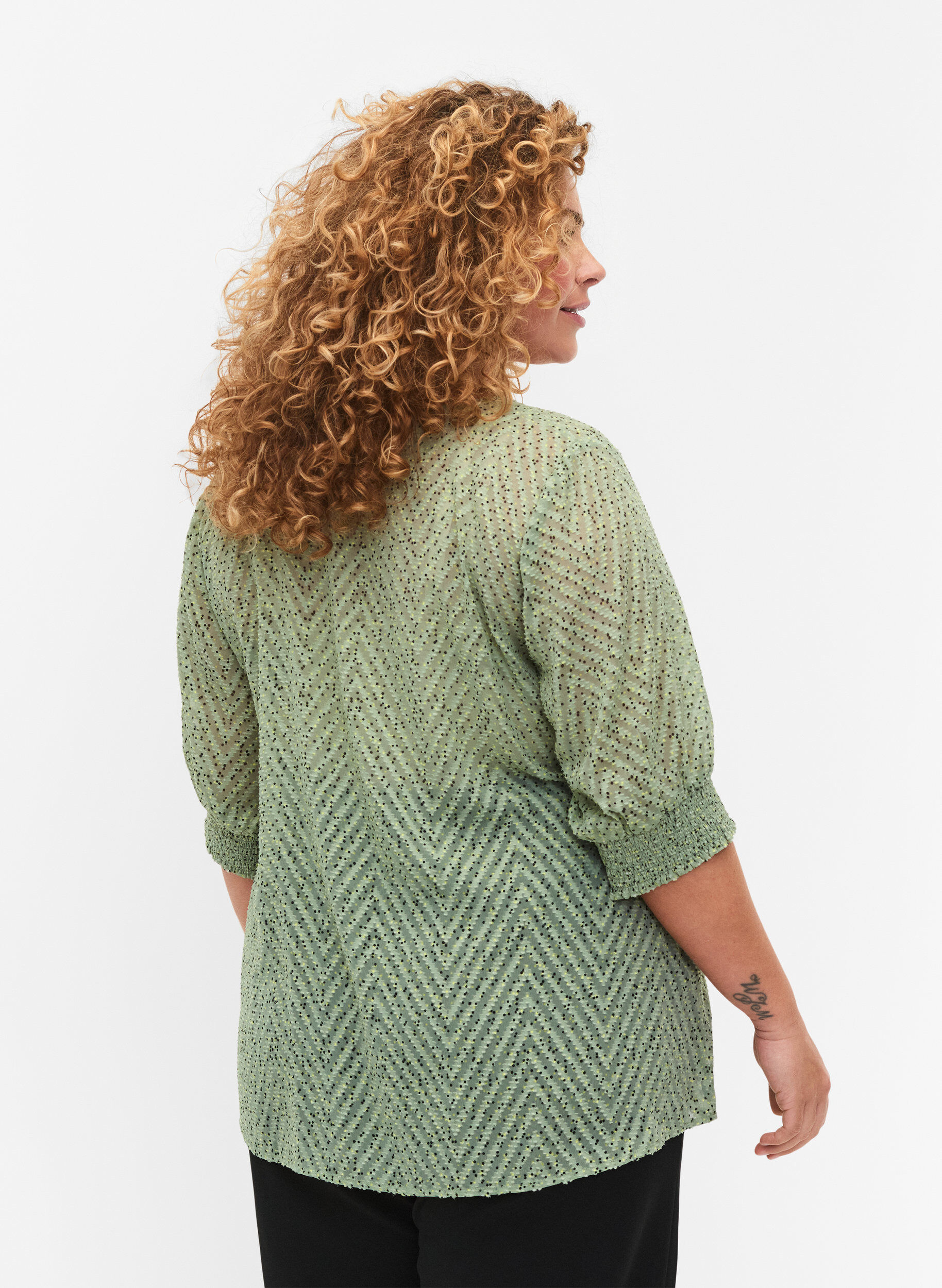 Zizzi Gestippelde blouse met 1/2 mouwen, Seagrass Dot, Model image number 1
