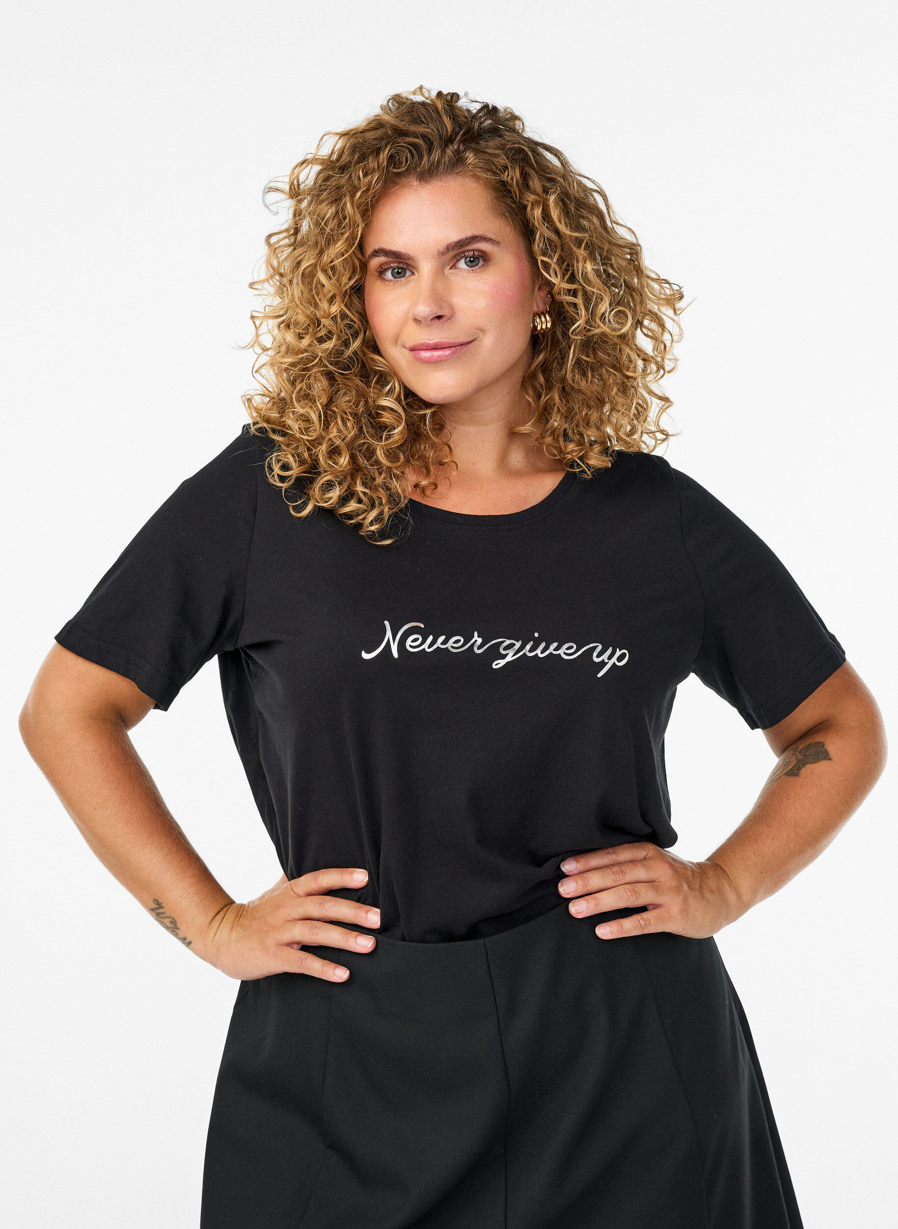 FLASH - T-shirt met print, Zwart, Model
