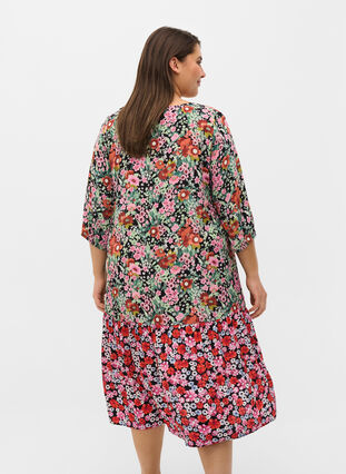 Gebloemde viscose jurk met 3/4 mouwen, Flower AOP Mix, Model image number 1