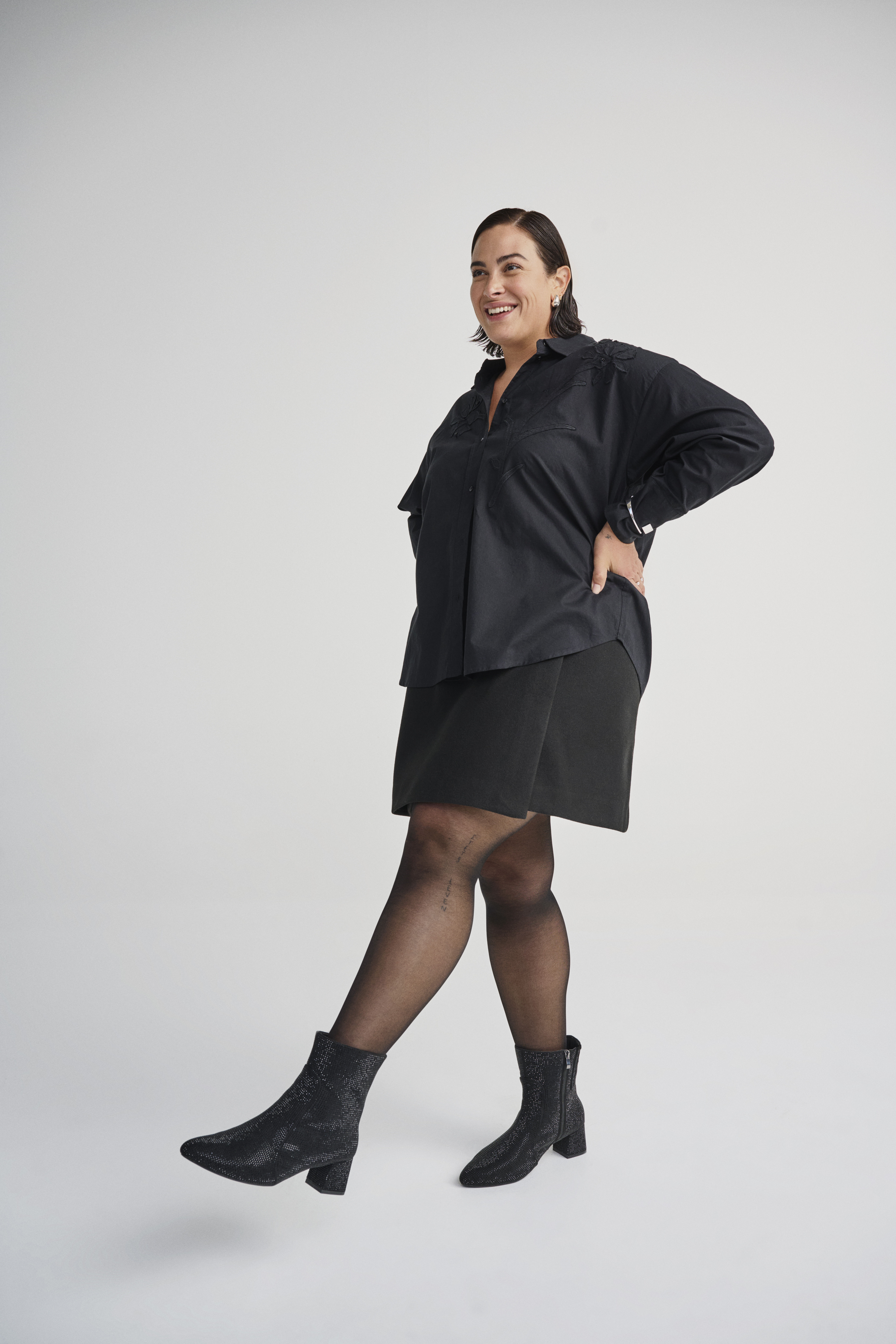 Zizzi Laars met stras, , Model