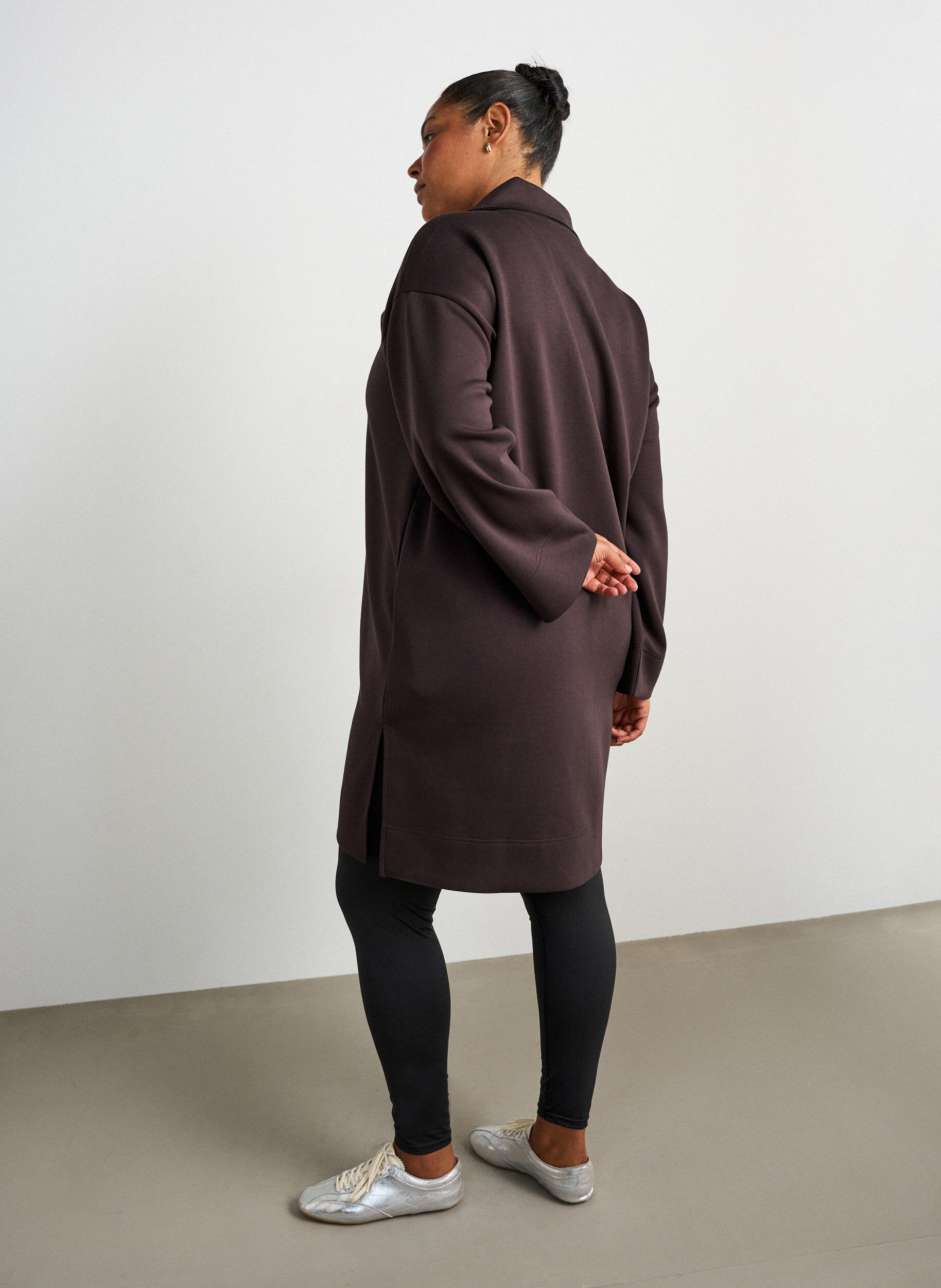 ZizziSportieve sweatshirtjurk met hoge kraag en ritssluiting, Bruin, Model image number 2