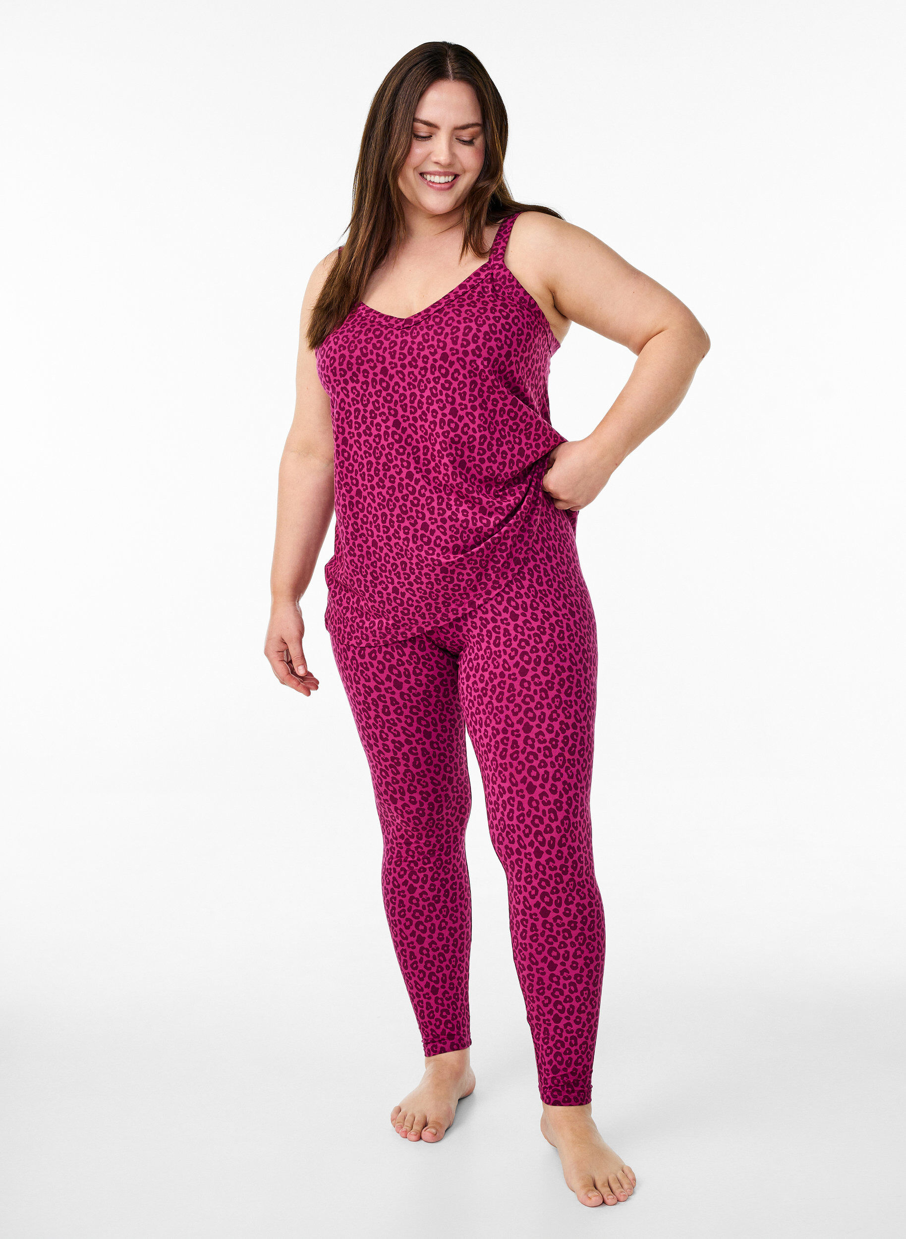 Zizzi Nacht top met bandjes en V-hals, Roze, Model image number 1