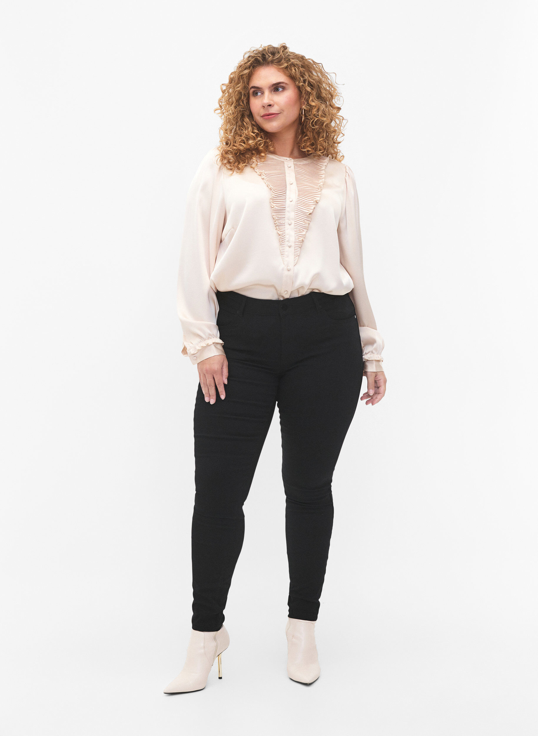 Zizzi Satijnen overhemd blouse met ruches, Champagne, Model image number 2