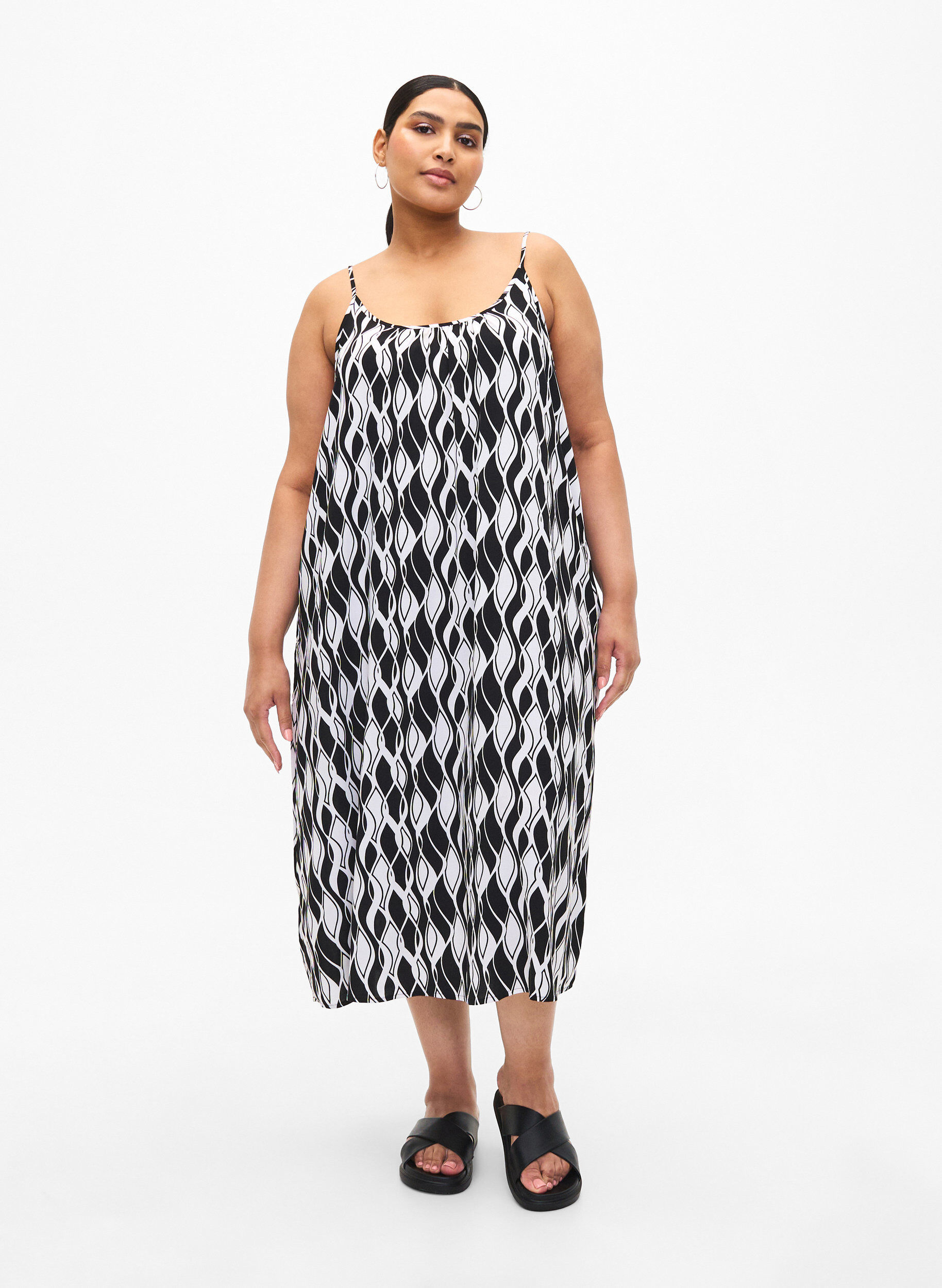 Zizzi Bandjurk van viscose met print, Black Swirl AOP, Model image number 2