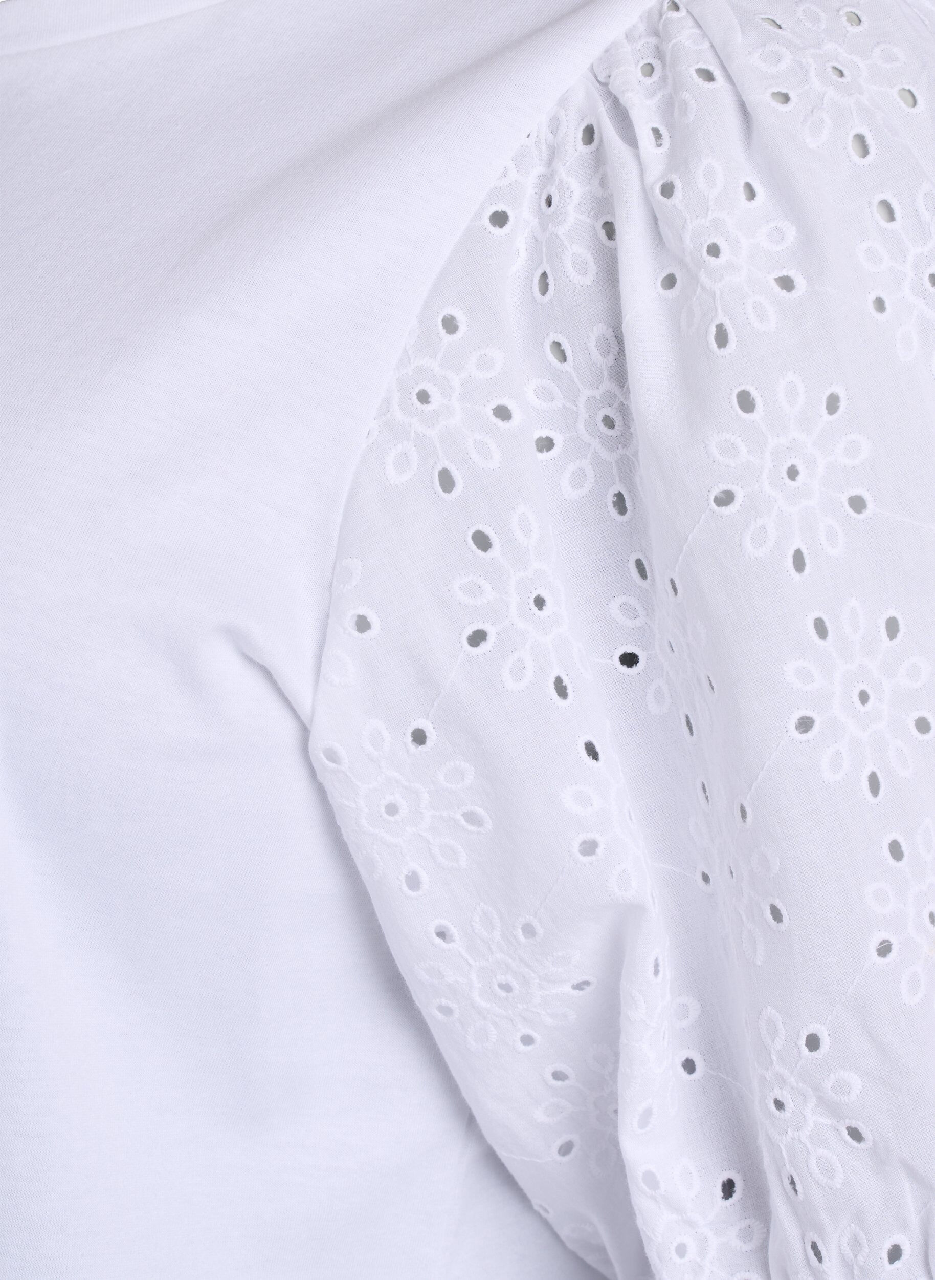 Zizzi T-shirt met mouwen van broderie anglaise, Wit, Packshot image number 3